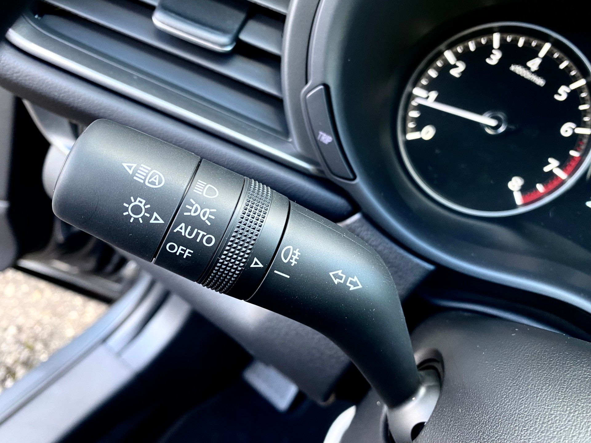 MAZDA CX-30 SKYACTIV-G 140 M Hybrid Prime Line FWD AT-image-21