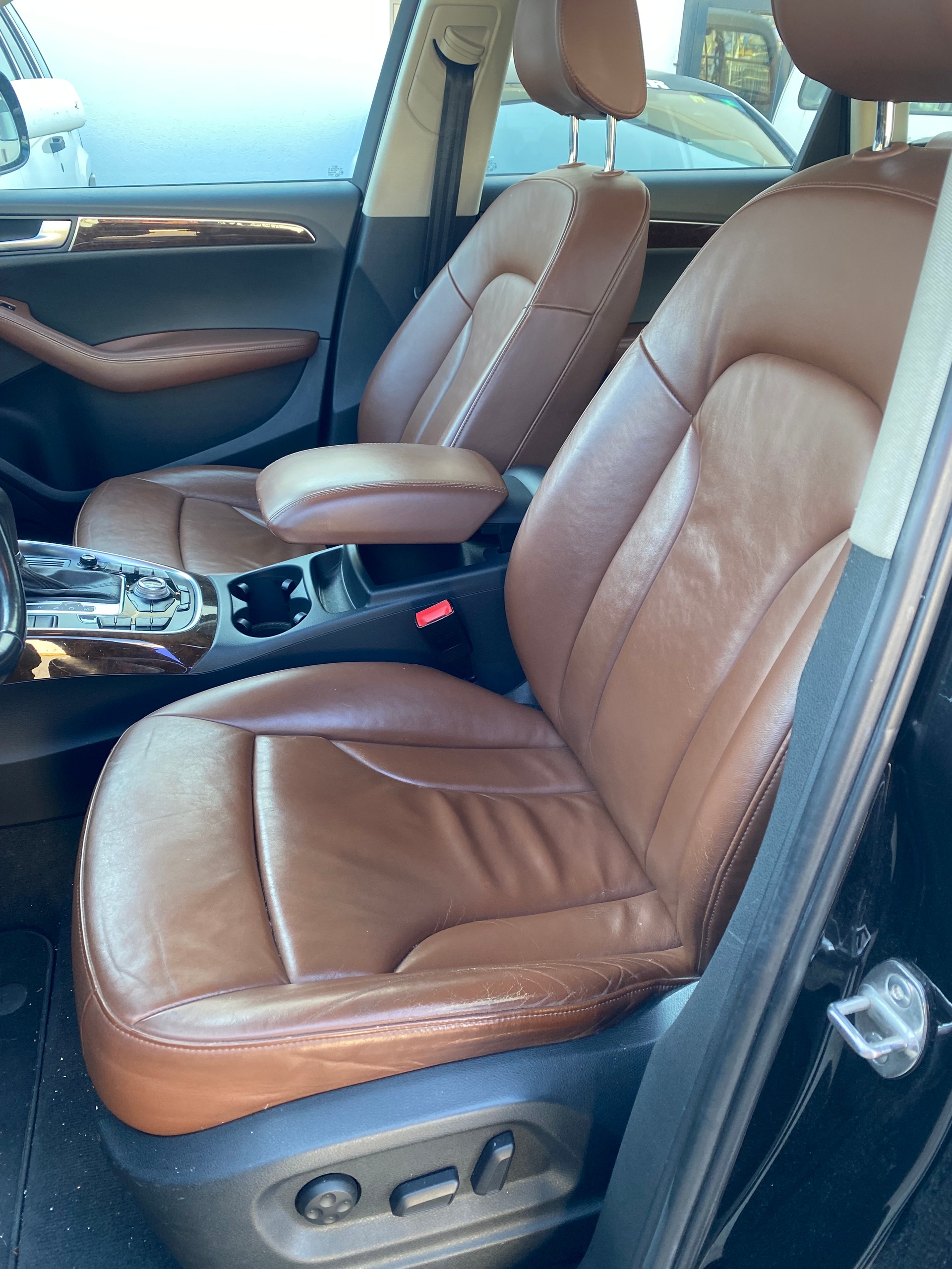 AUDI Q5 2.0 TFSI quattro S-tronic-image-4