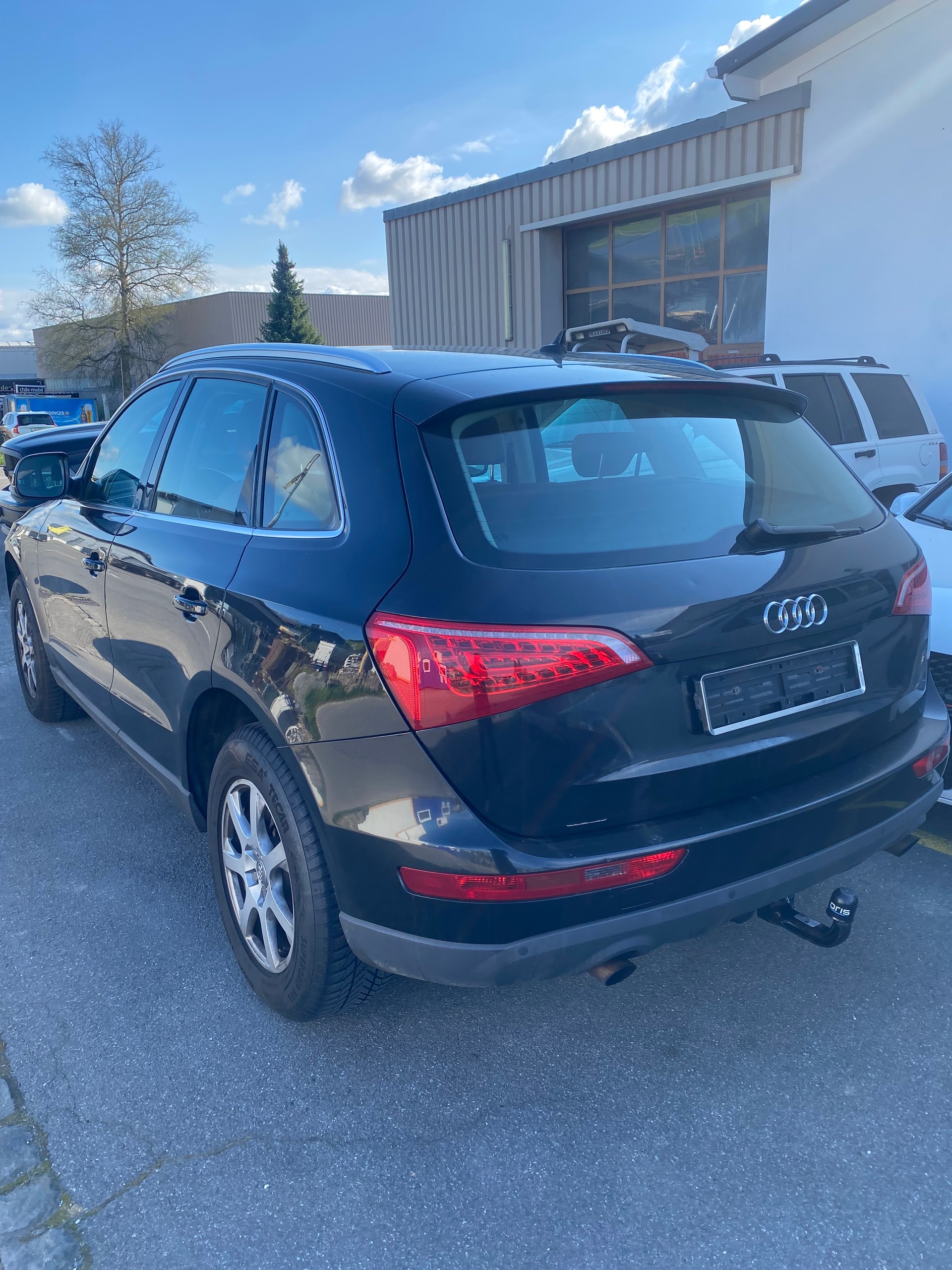 AUDI Q5 2.0 TFSI quattro S-tronic-image-6