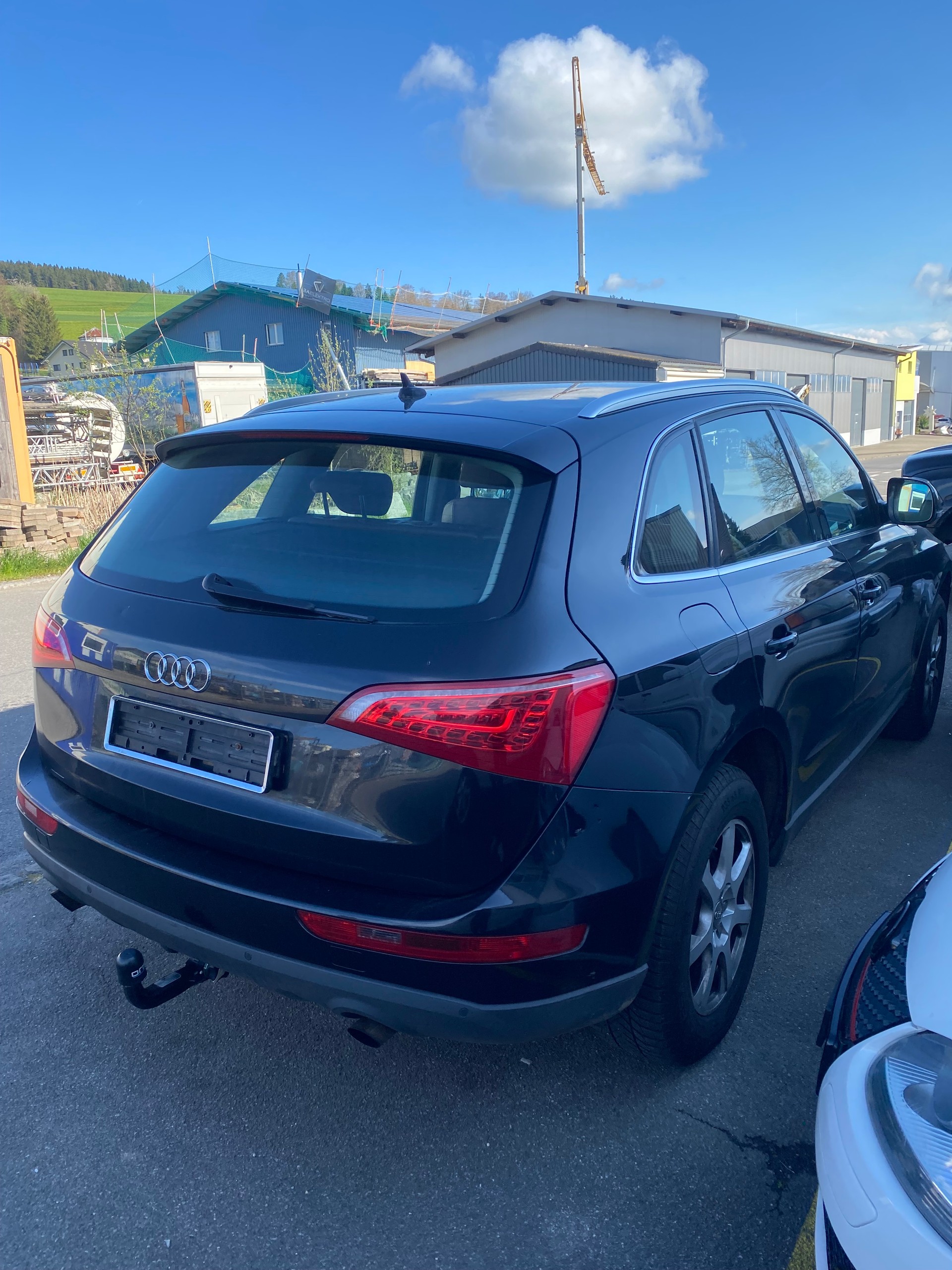AUDI Q5 2.0 TFSI quattro S-tronic-image-7