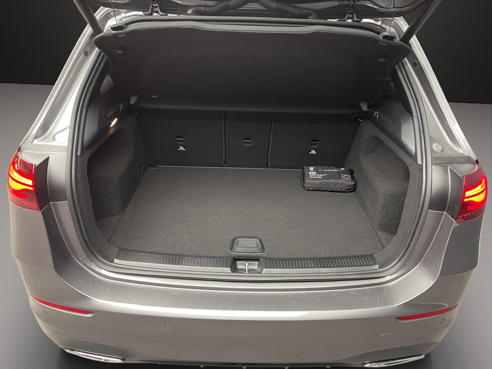 MERCEDES-BENZ B 200 7G-DCT-image-5