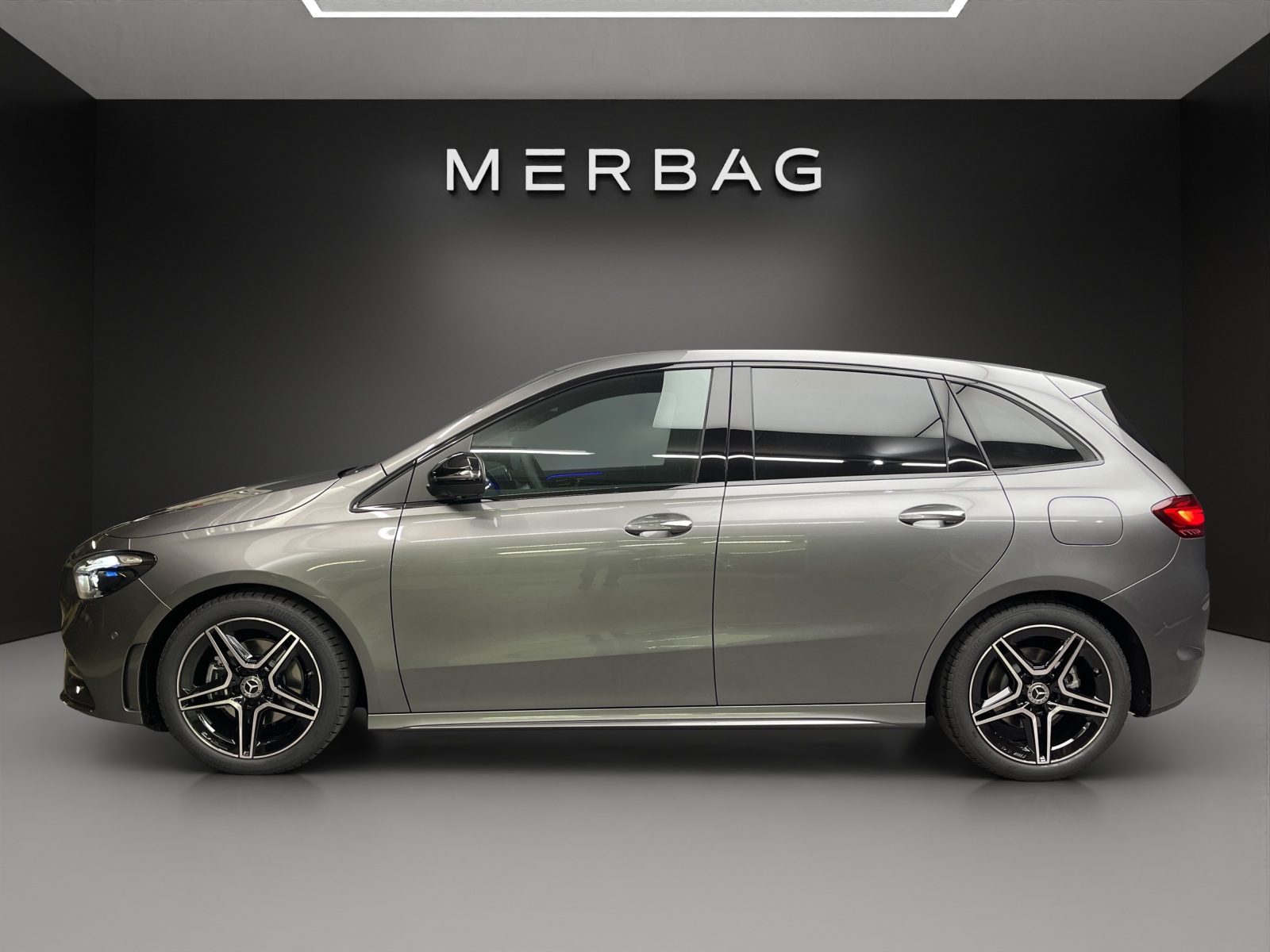 MERCEDES-BENZ B 200 7G-DCT-image-2