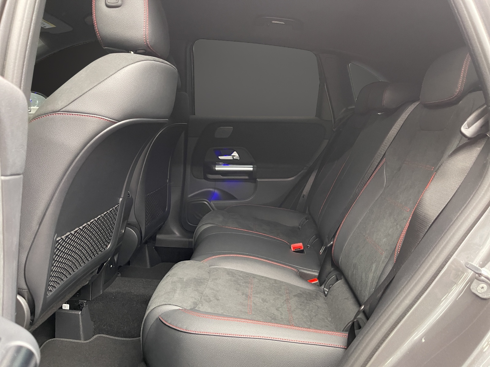 MERCEDES-BENZ B 200 7G-DCT-image-10