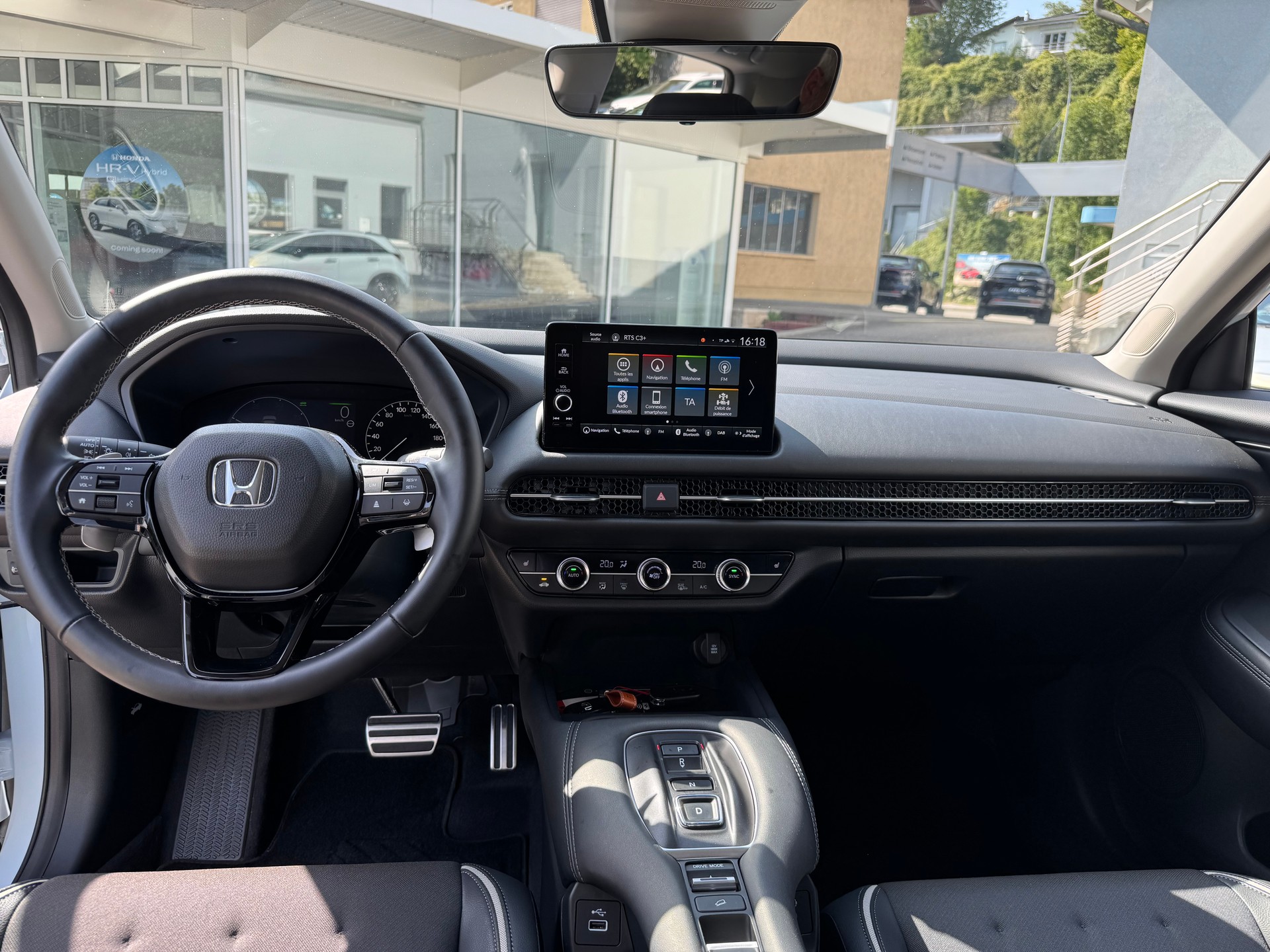HONDA ZR-V 2.0i MMD Hybrid Sport Automatic-image-11