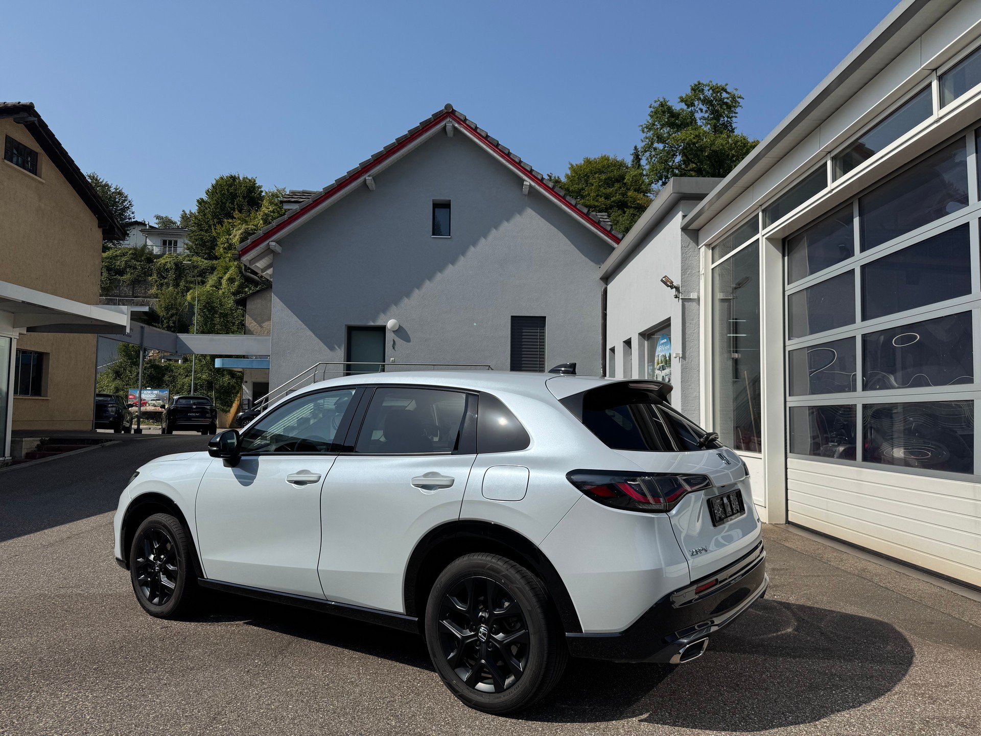 HONDA ZR-V 2.0i MMD Hybrid Sport Automatic-image-4
