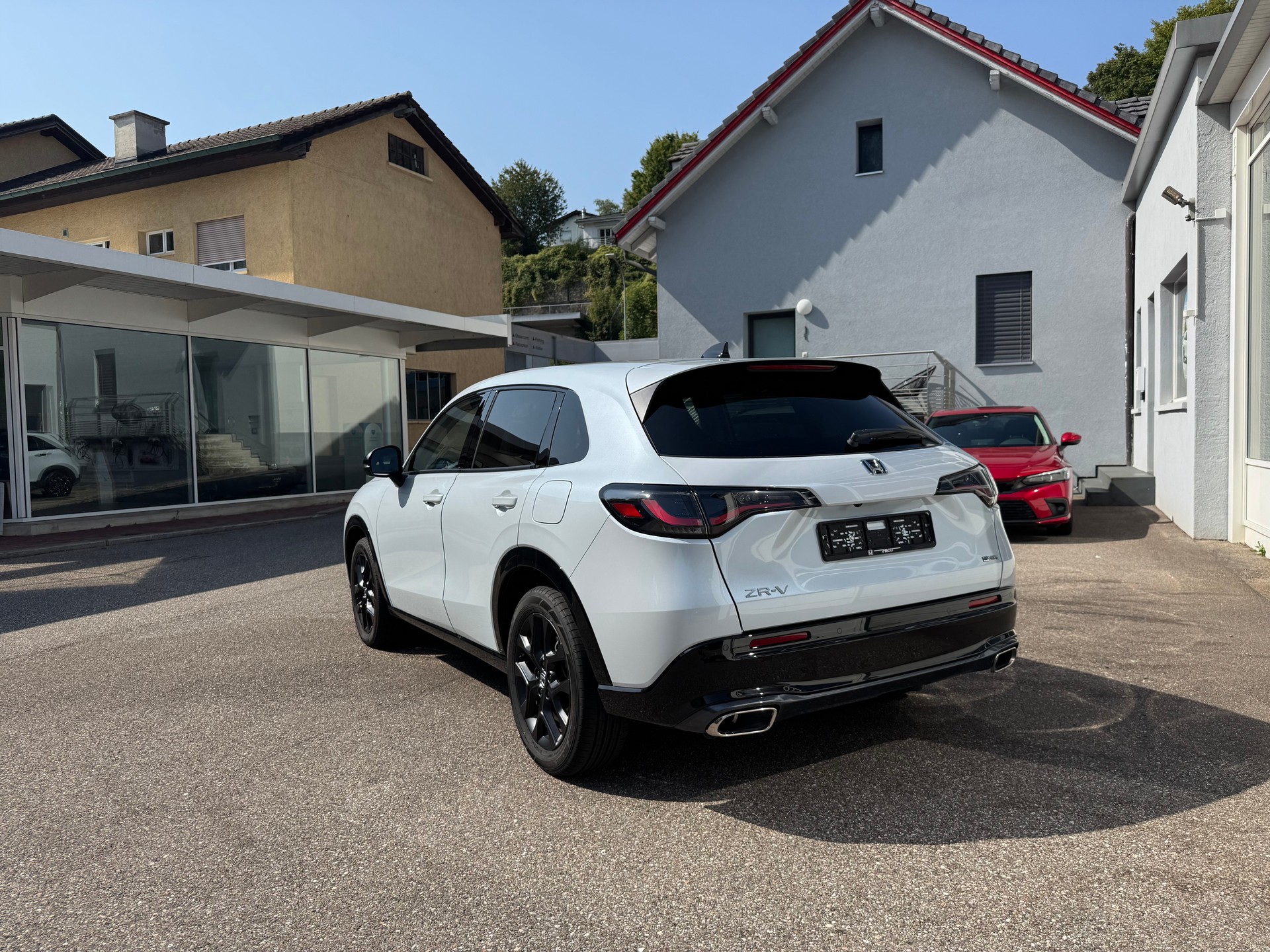 HONDA ZR-V 2.0i MMD Hybrid Sport Automatic-image-5