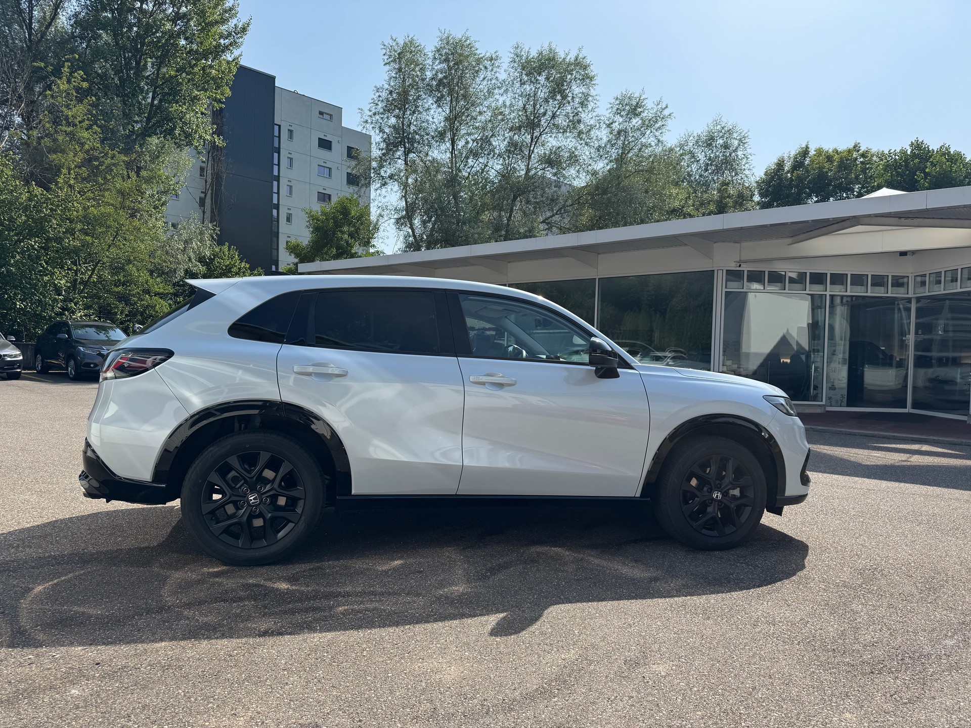 HONDA ZR-V 2.0i MMD Hybrid Sport Automatic-image-8