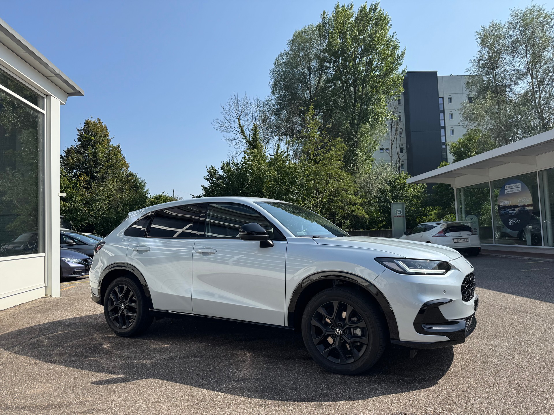 HONDA ZR-V 2.0i MMD Hybrid Sport Automatic-image-9