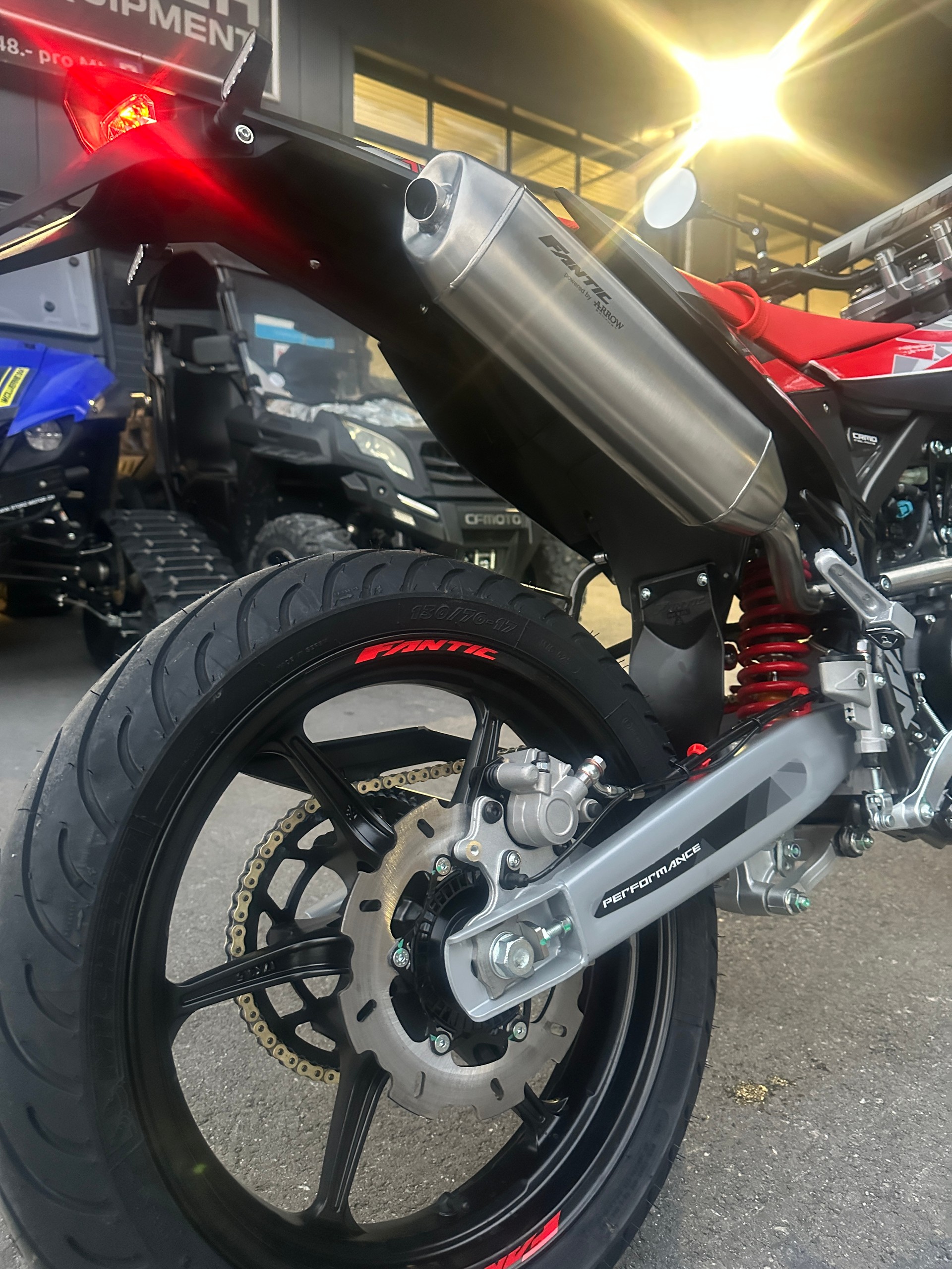 FANTIC Performance-image-9