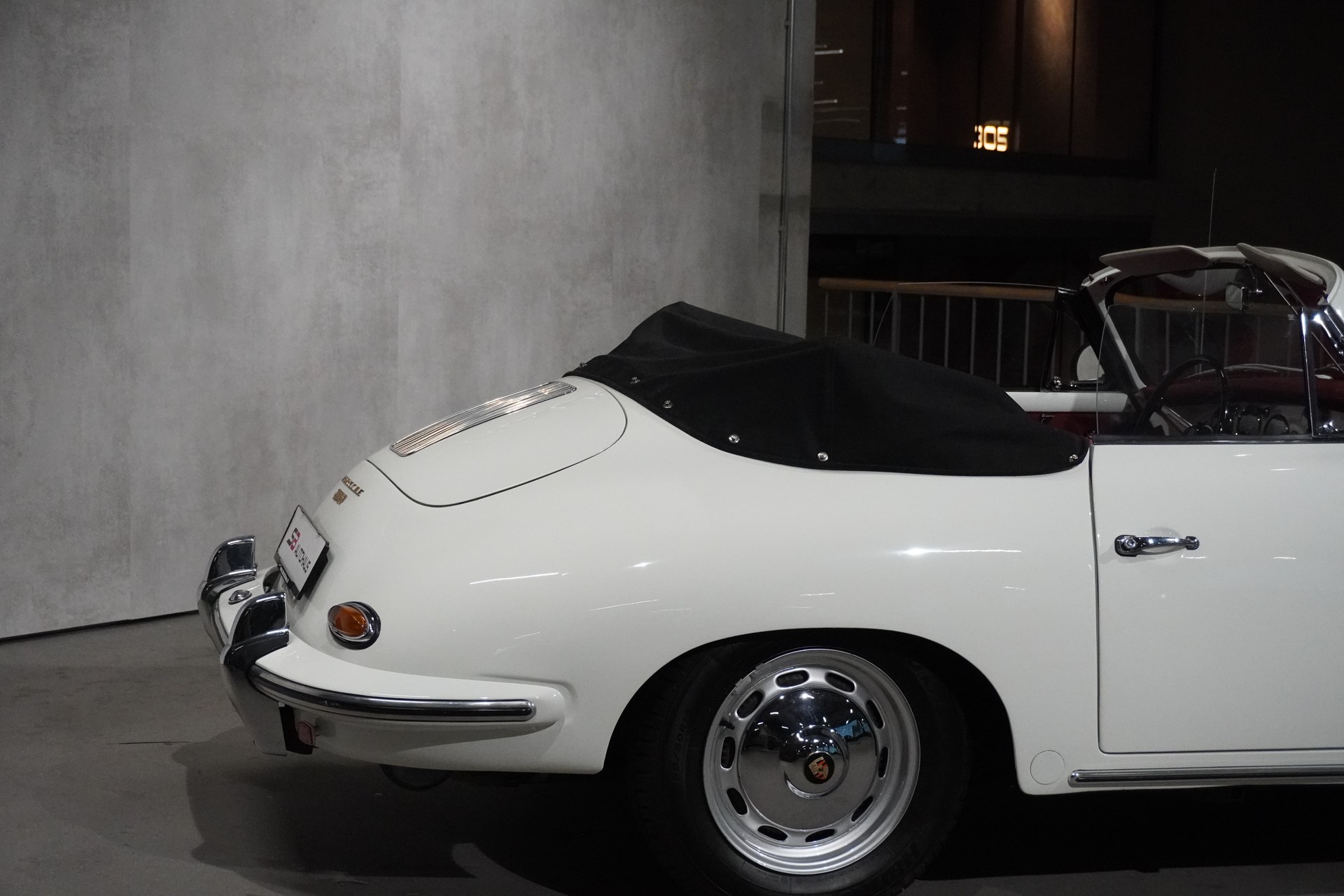 PORSCHE BT5 Cabriolet-image-6
