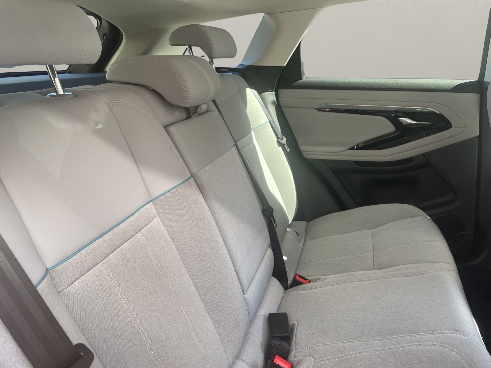 LAND ROVER Range Rover Evoque 2.0 T S-image-8