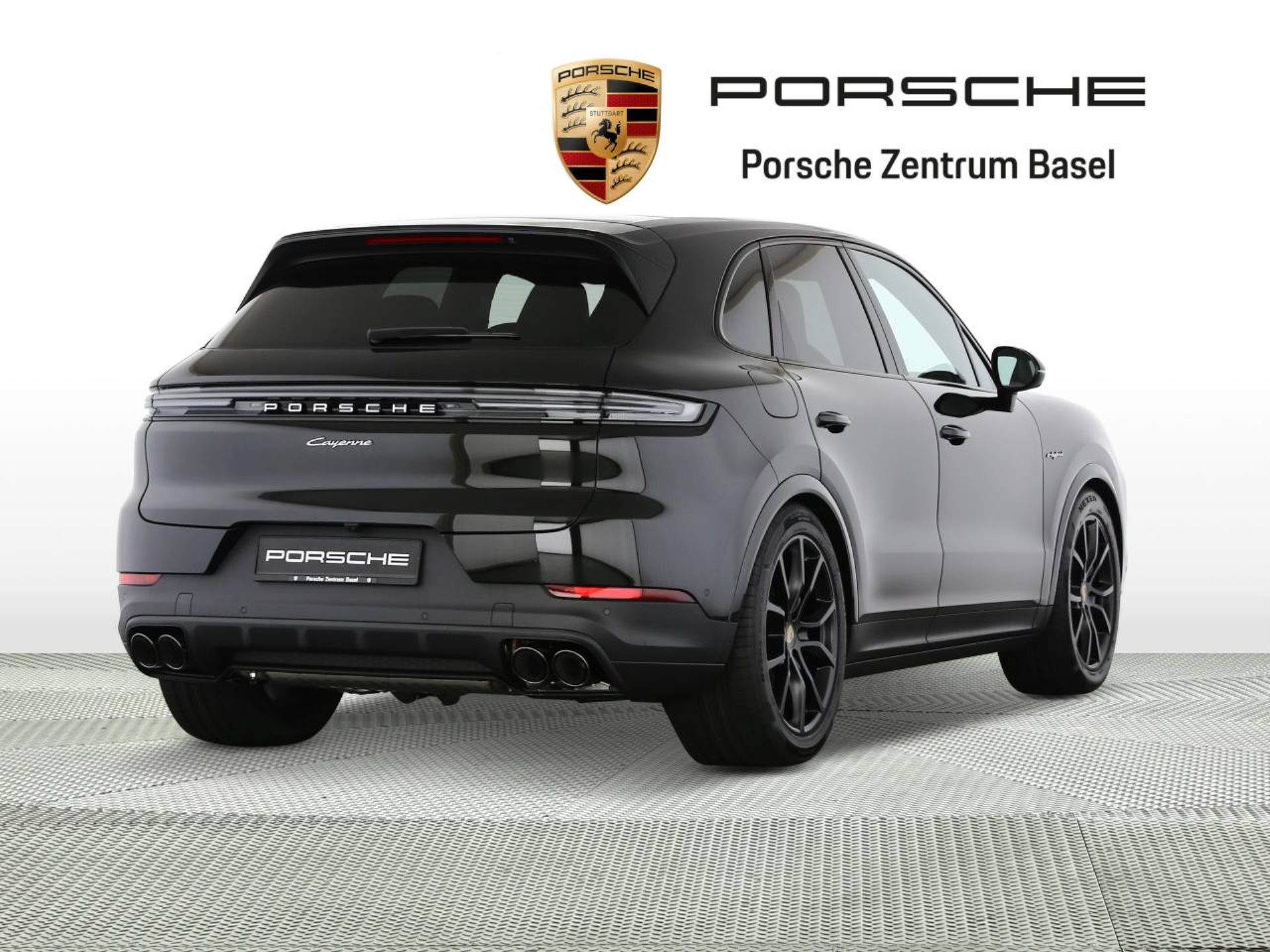 PORSCHE Cayenne E-Hybrid-image-2