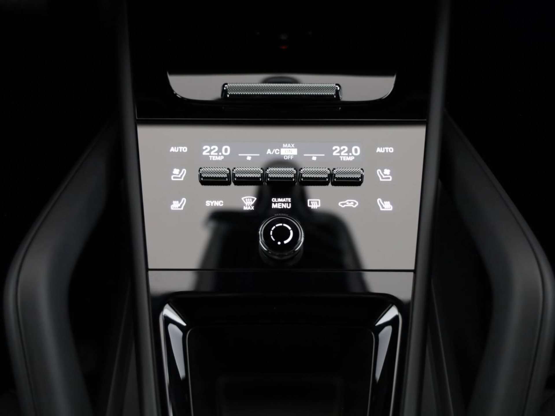 PORSCHE Cayenne E-Hybrid-image-12