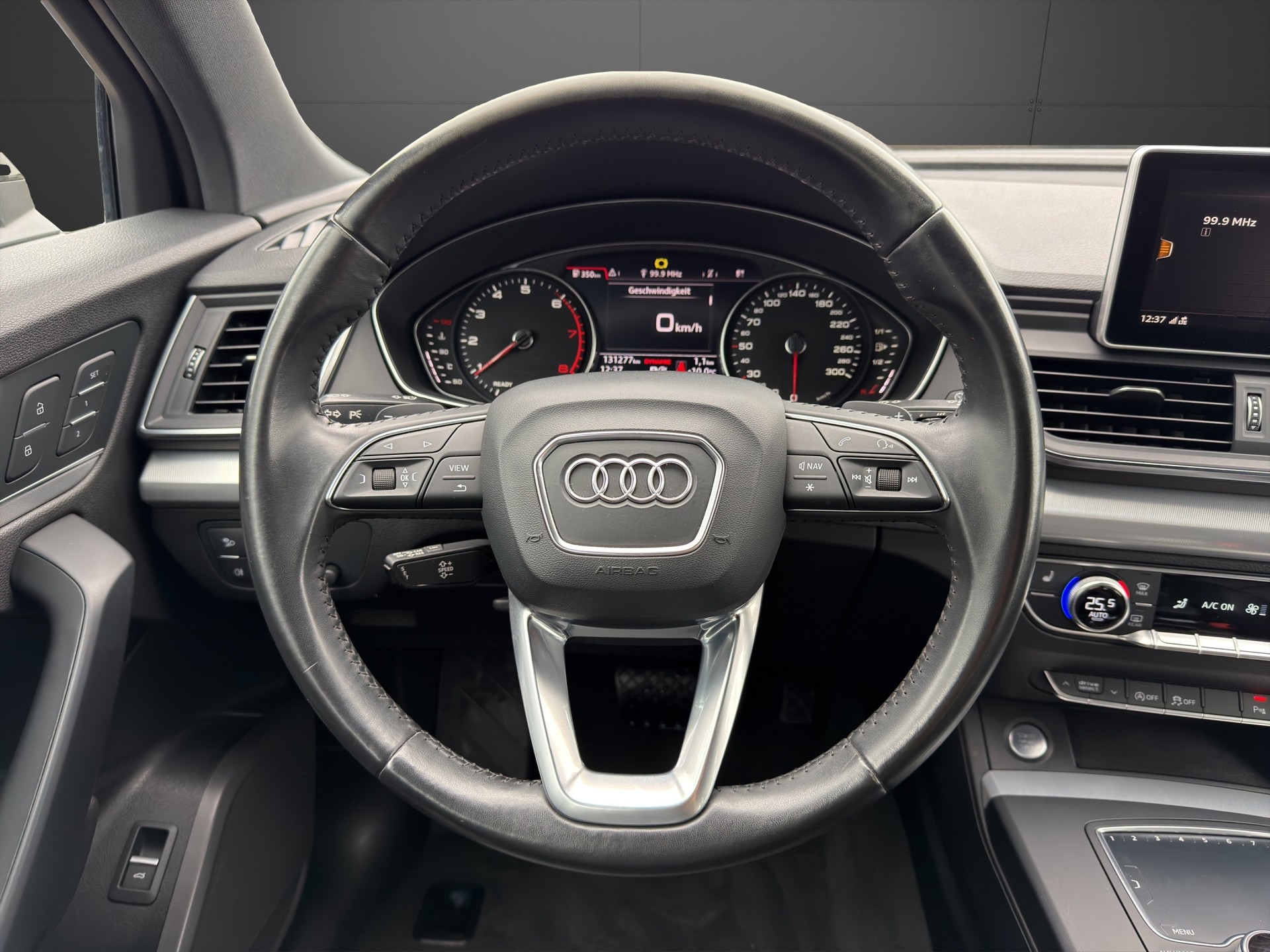 AUDI Q5 2.0 TFSI sport quattro S-tronic-image-12