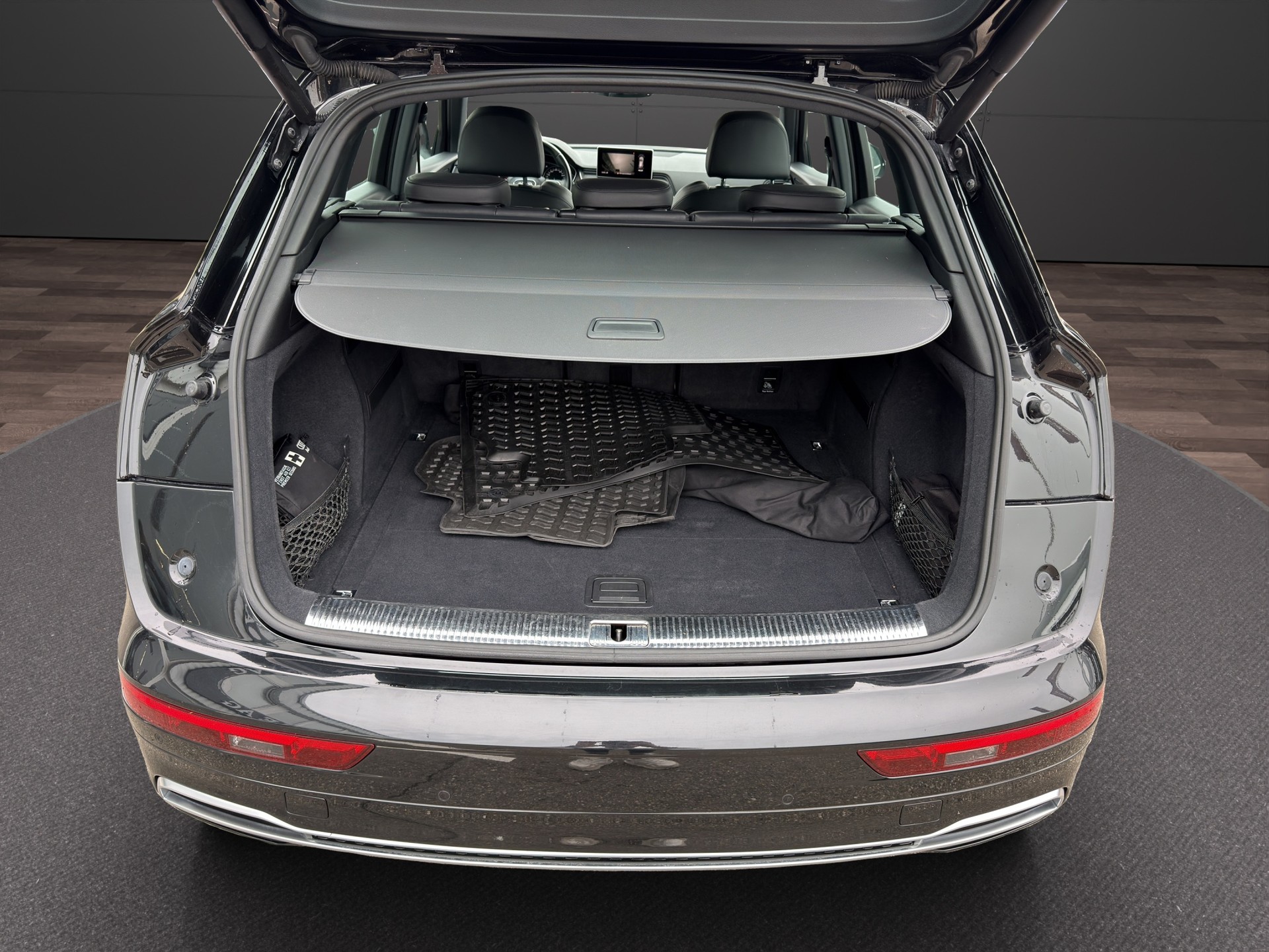 AUDI Q5 2.0 TFSI sport quattro S-tronic-image-23