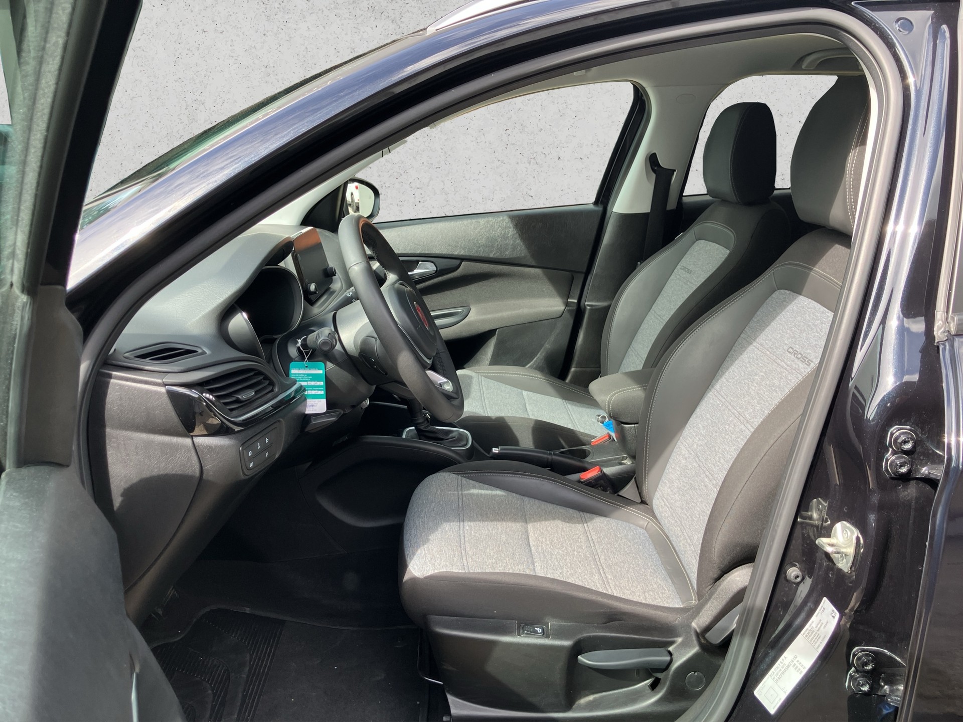 FIAT Tipo SW 1.5 Hybrid Swiss Cross-image-8