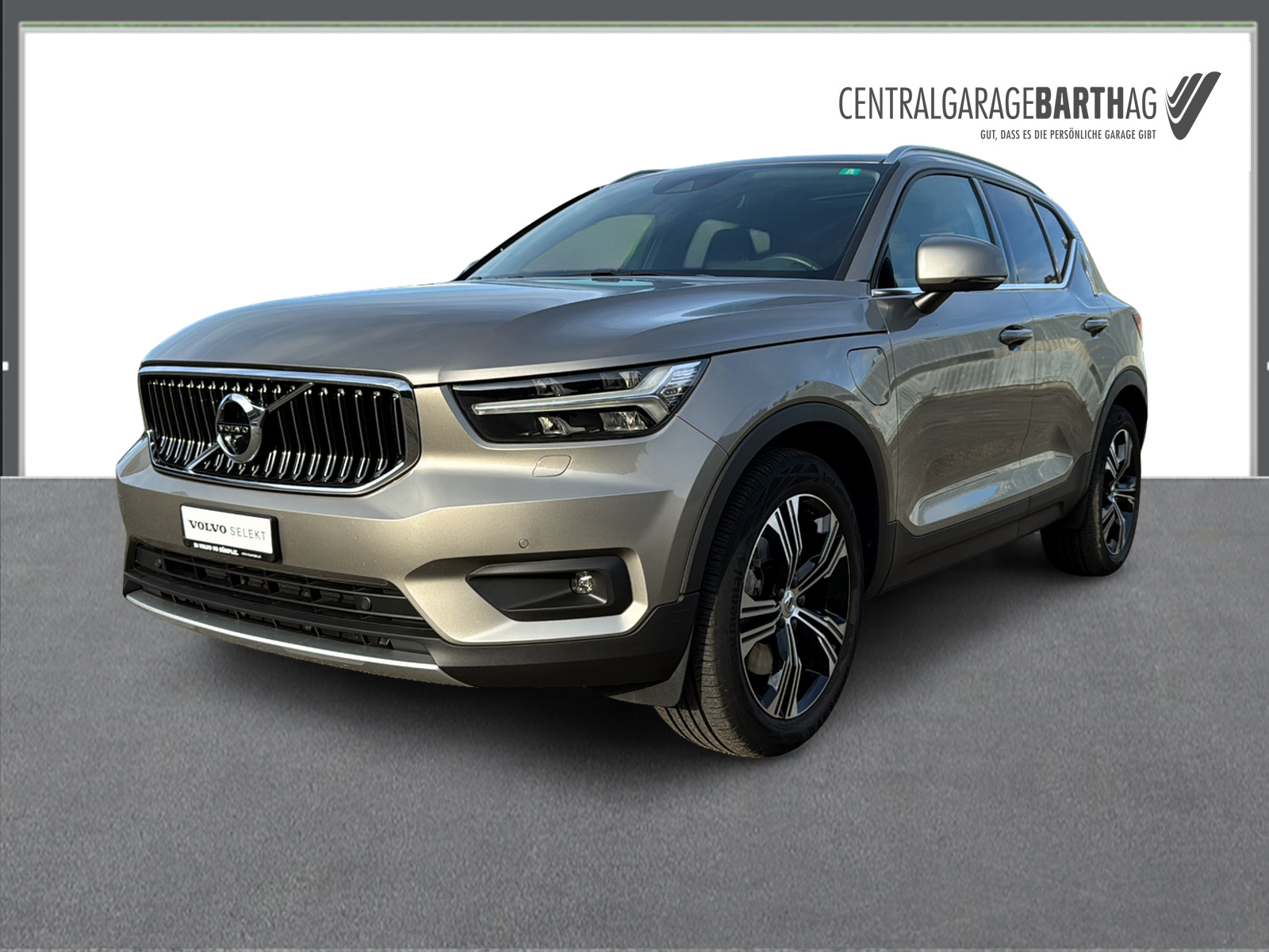VOLVO XC40 1.5 T4 PiH Inscription-image-0