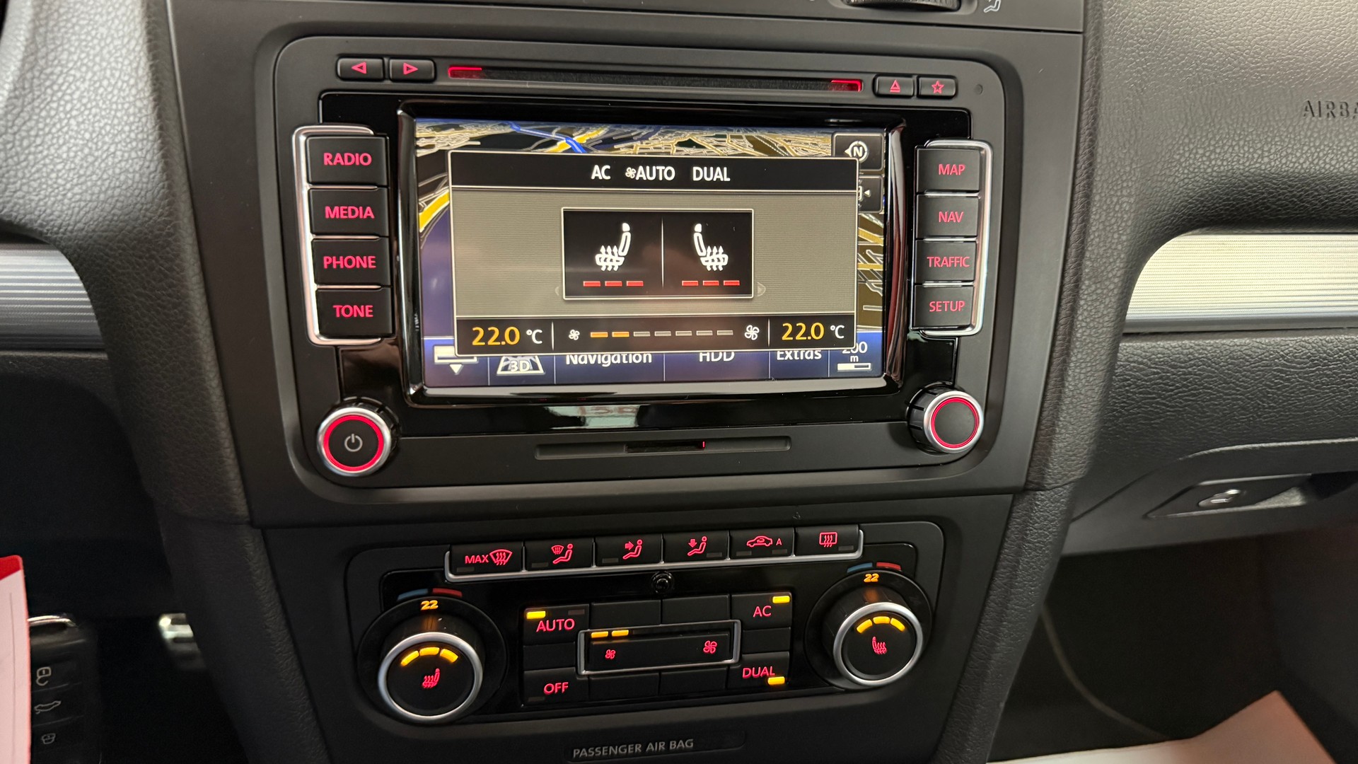 VW Golf 2.0 TSI R Team 4Motion abMFK*Servicegepflegt*8 fach bereift*Leder*Garantie u.v.m-image-26