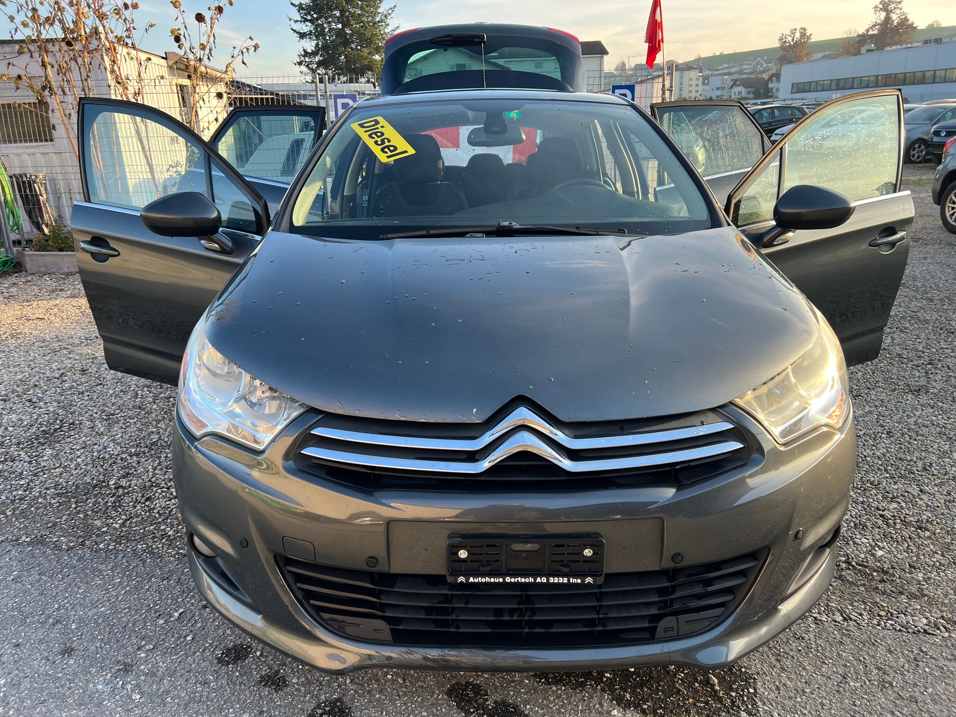 CITROEN C4 Berline 1.6 HDi Séduction-image-6