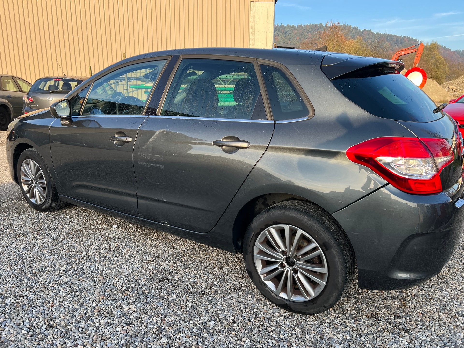CITROEN C4 Berline 1.6 HDi Séduction-image-3