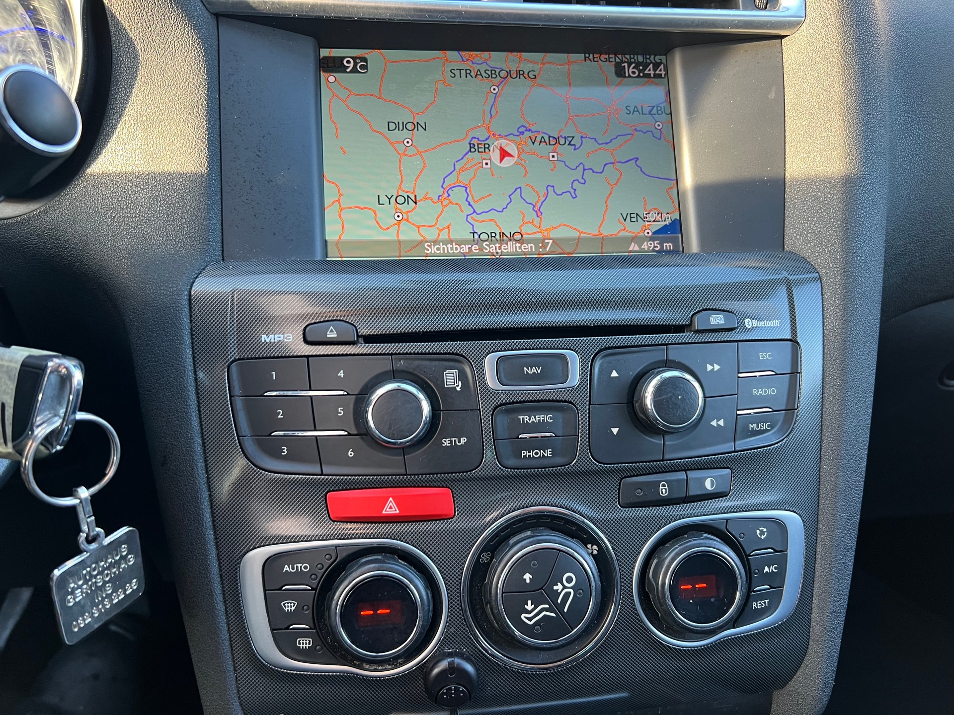 CITROEN C4 Berline 1.6 HDi Séduction-image-14