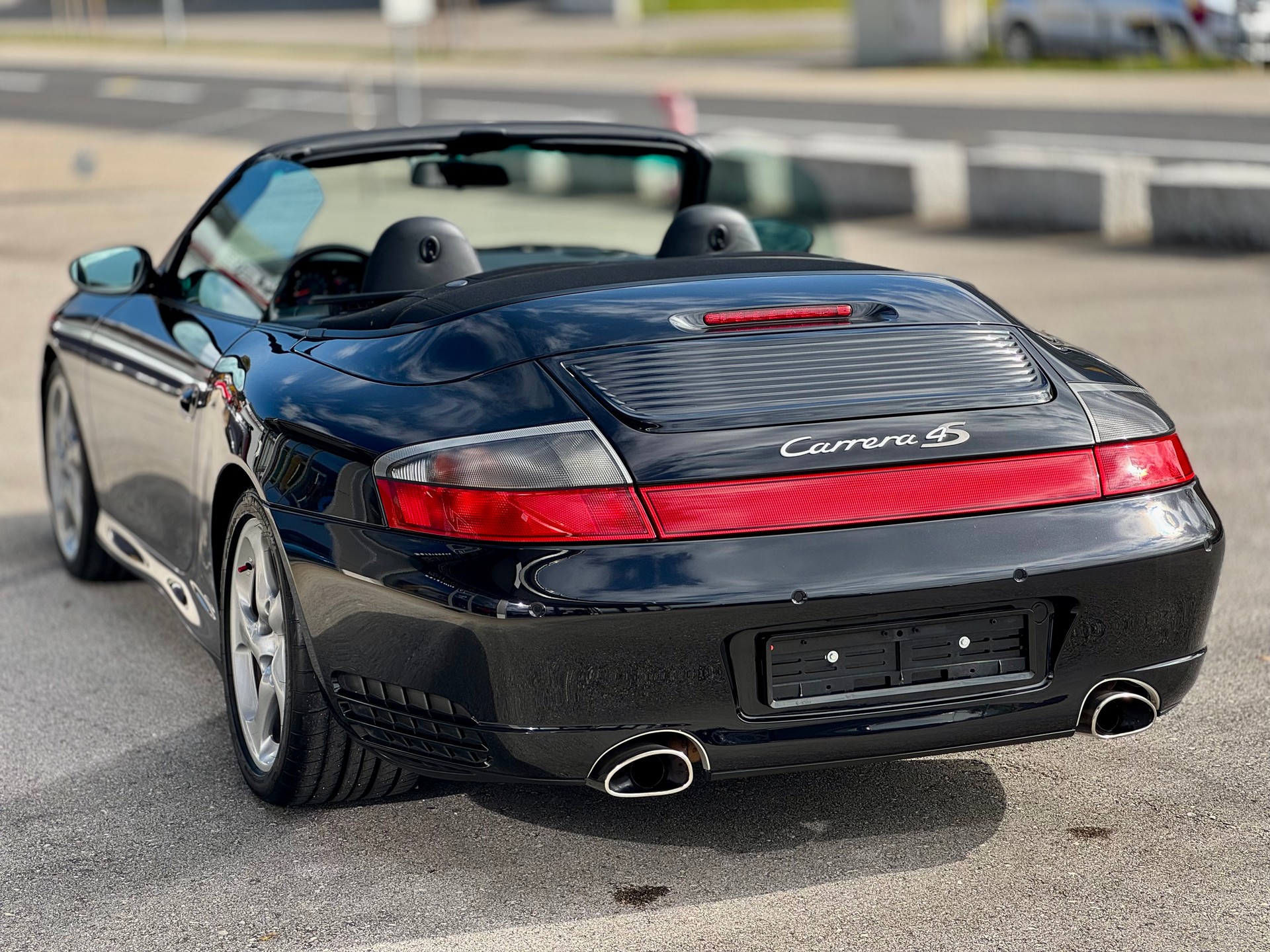 PORSCHE 911 Carrera 4 S Plus Cab. avec Kit X51-image-4