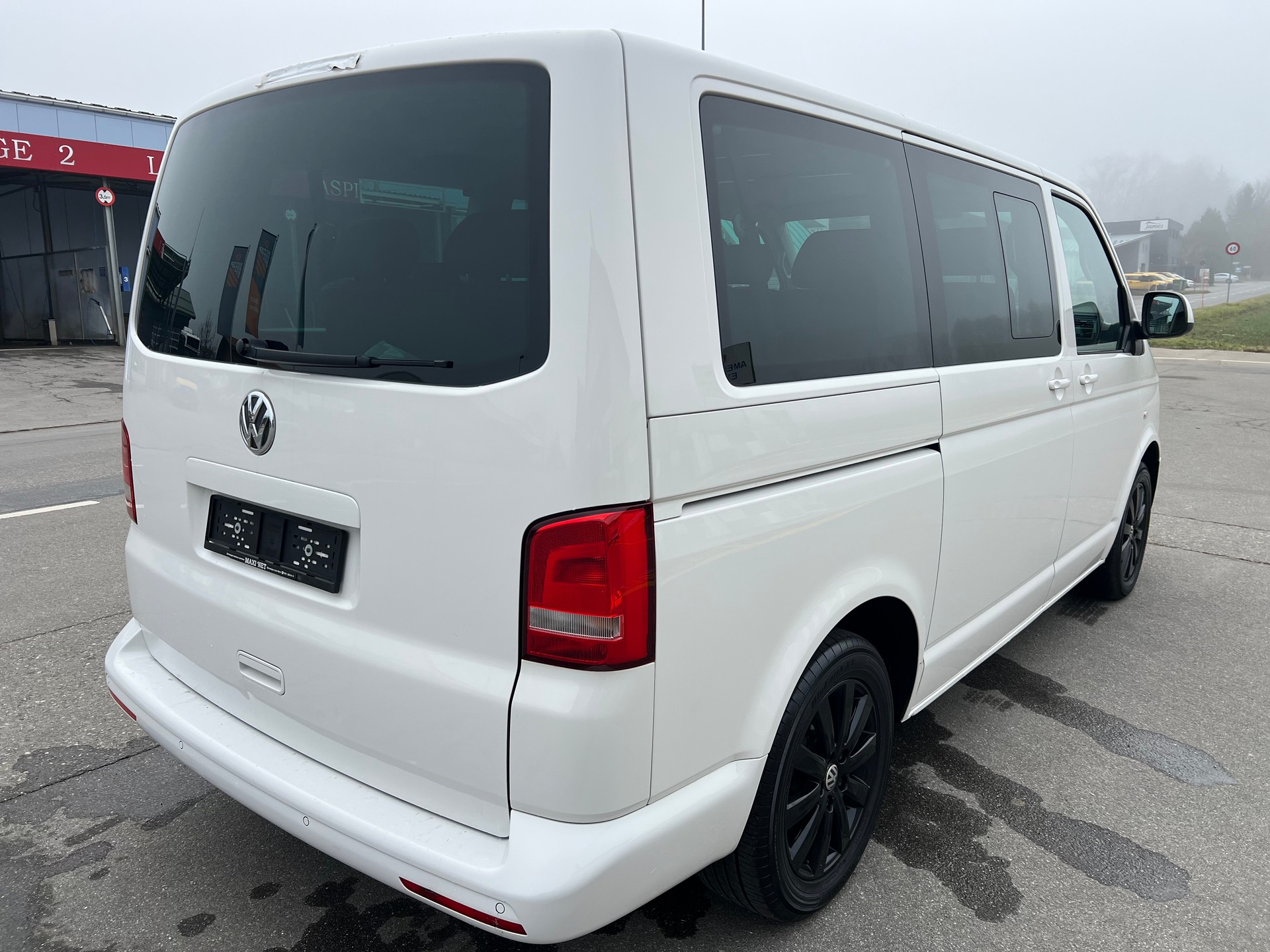 VW T5 Caravelle Trendline 2.0 TDI CR 4Motion DSG-image-3