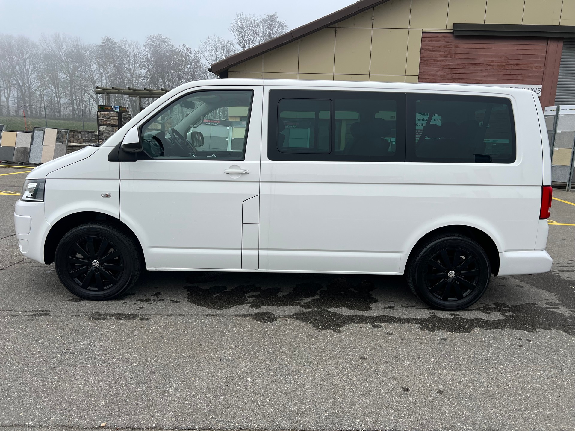 VW T5 Caravelle Trendline 2.0 TDI CR 4Motion DSG-image-6