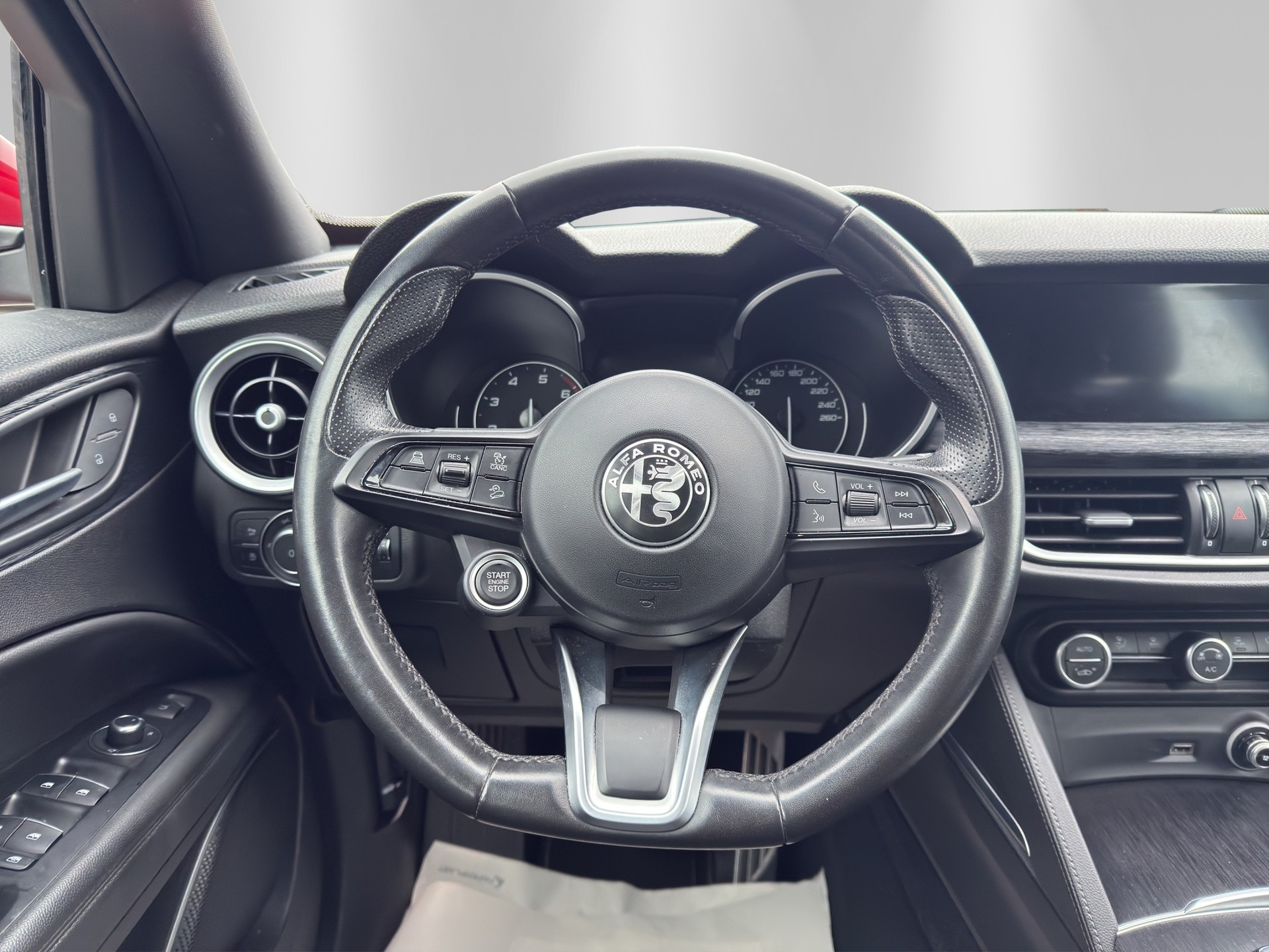 ALFA ROMEO Stelvio 2.0 Sprint Q4 Automatic-image-9