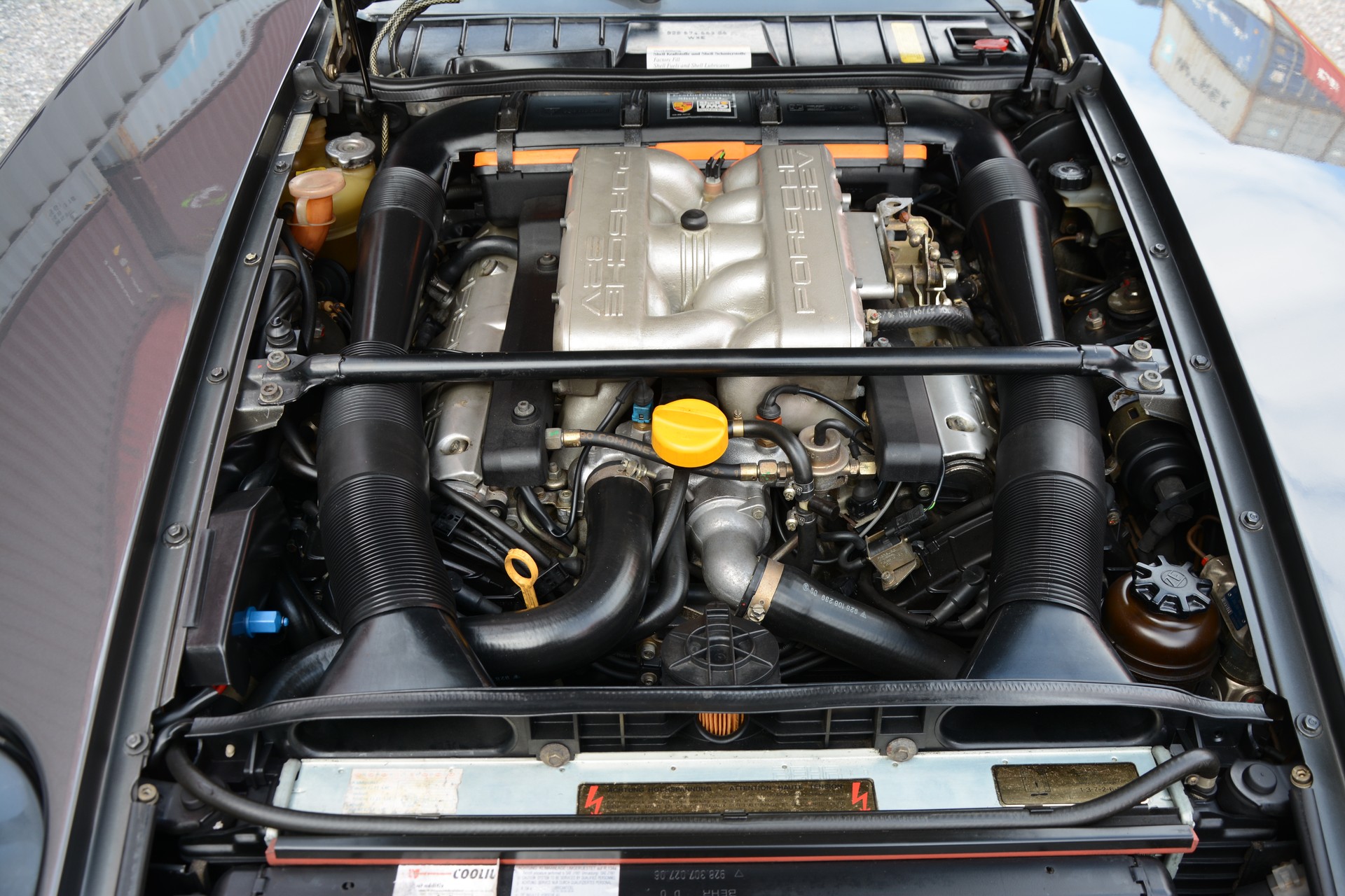 PORSCHE 928 5.0 S4-image-21