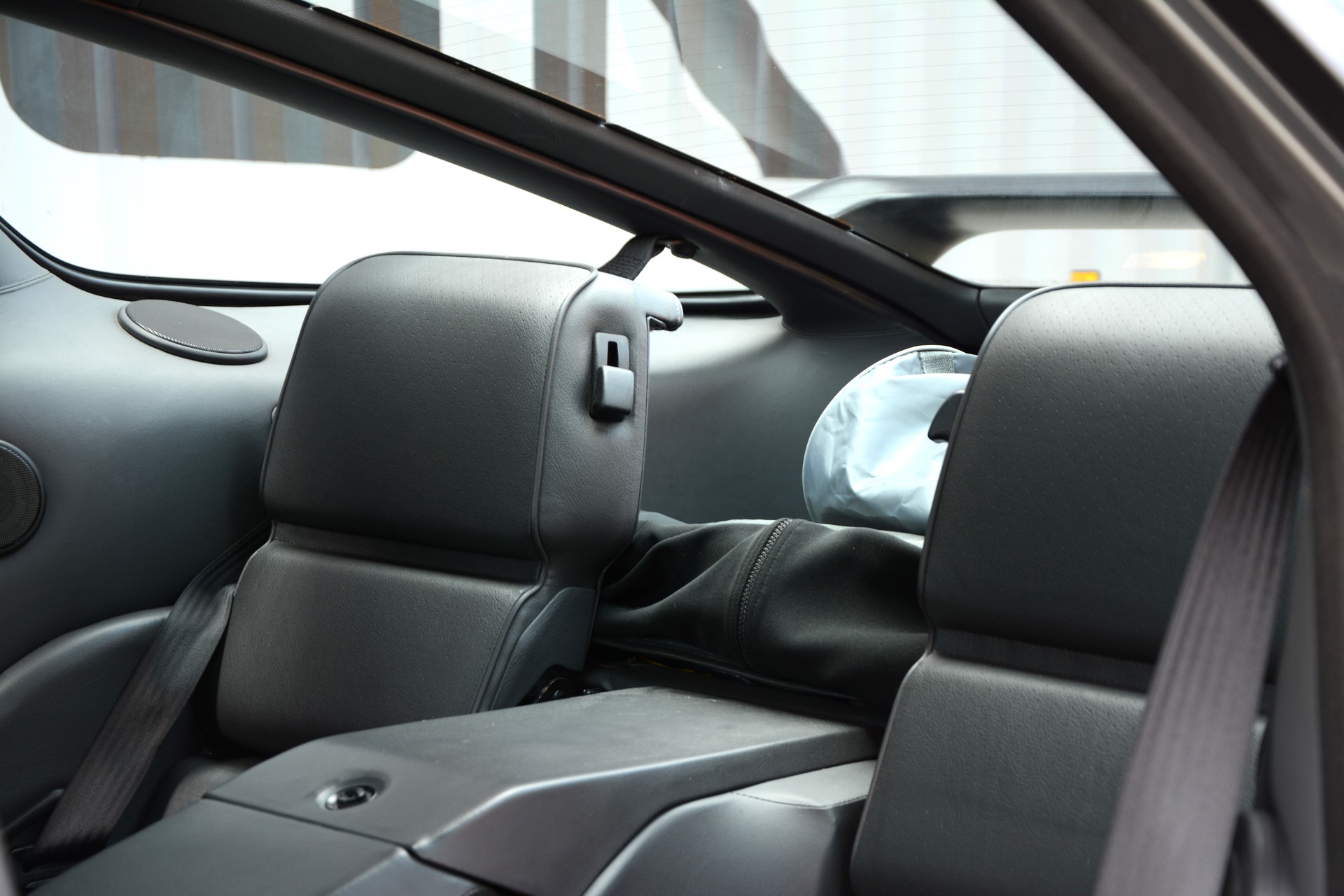 PORSCHE 928 5.0 S4-image-16