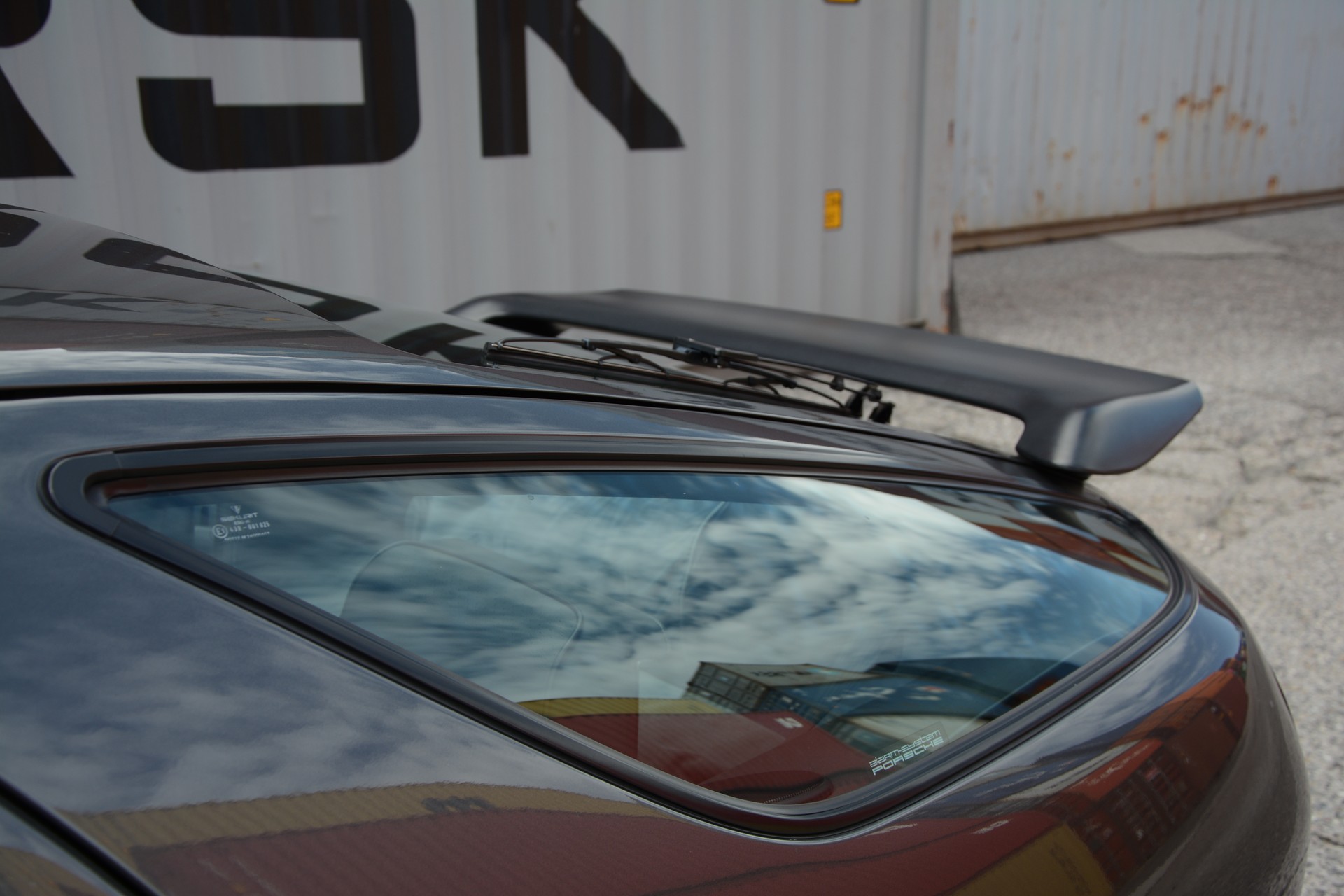 PORSCHE 928 5.0 S4-image-12