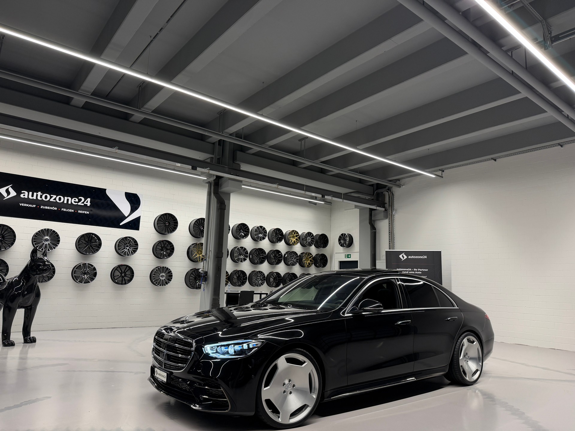 MERCEDES-BENZ S 350 d AMG Line 4matic*CH-FZ*Gratis Service*MSI Garantie bis 7.27*Hinterachslenkung*Leder Exclusiv*-showroom-element-2