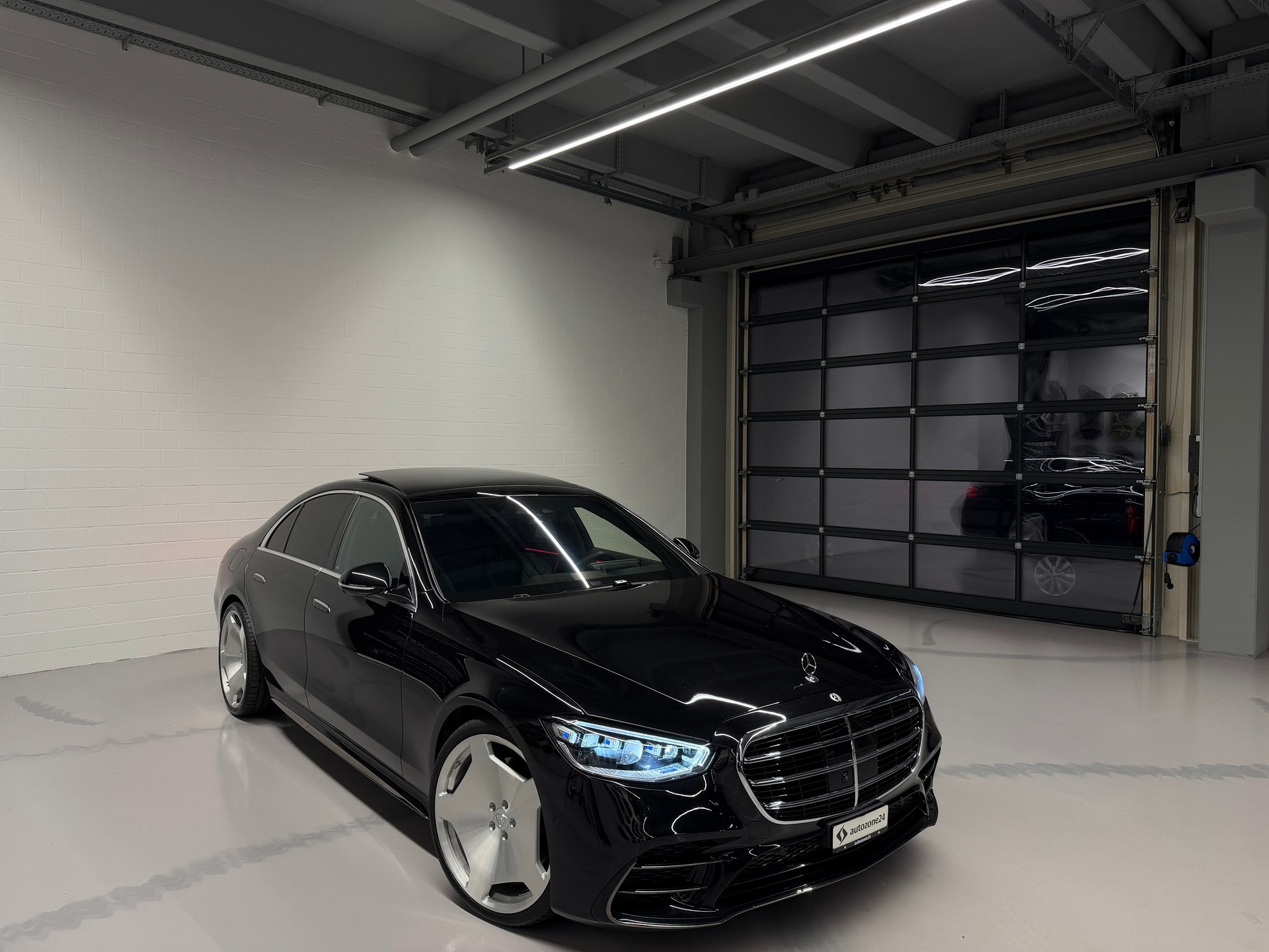MERCEDES-BENZ S 350 d AMG Line 4matic*CH-FZ*Gratis Service*MSI Garantie bis 7.27*Hinterachslenkung*Leder Exclusiv*-showroom-element-1