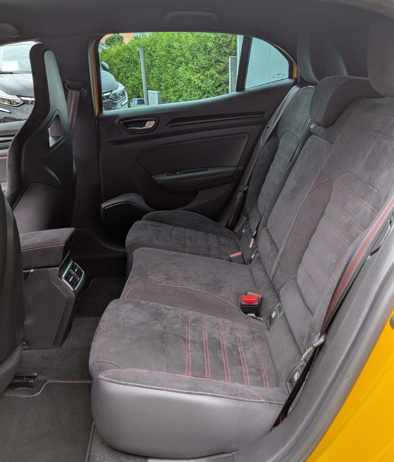 RENAULT Mégane Sport 1.8 Trophy Recaro Toit noir-image-7