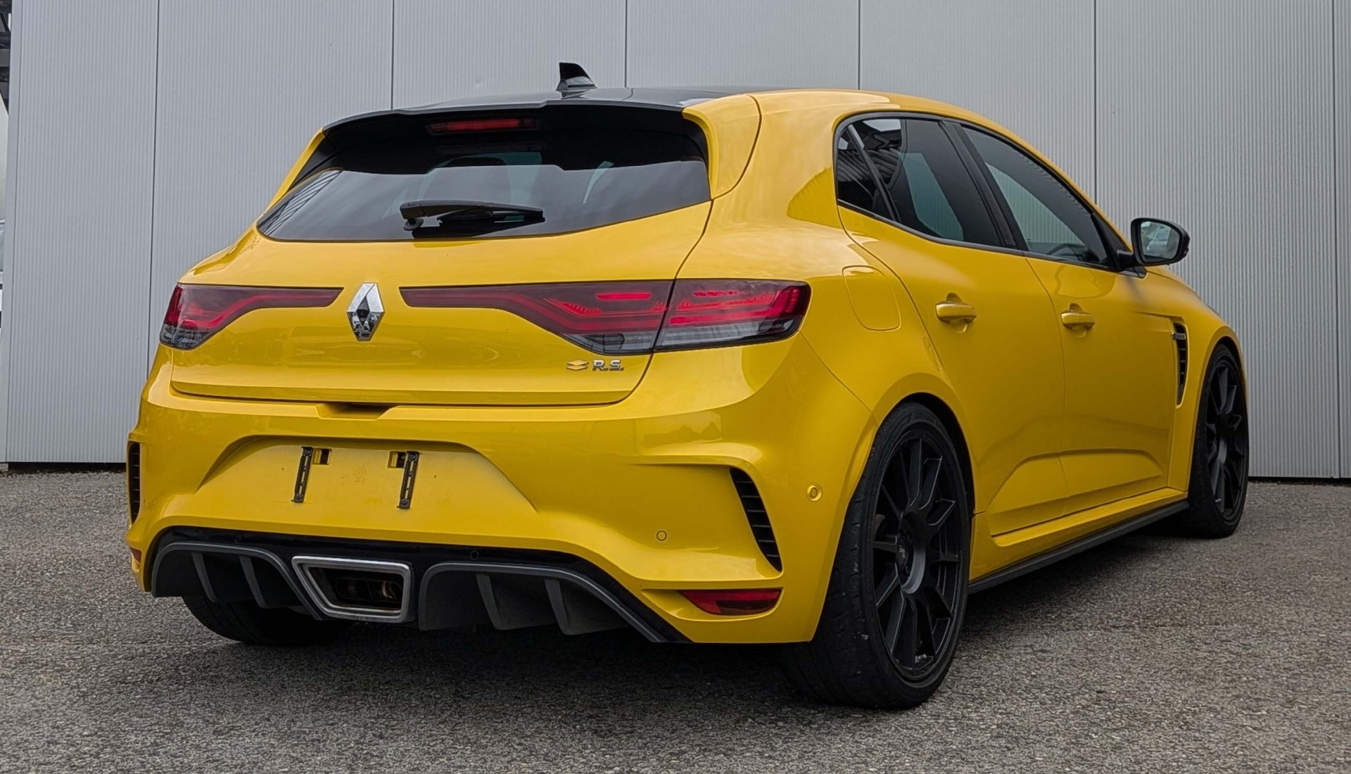 RENAULT Mégane Sport 1.8 Trophy Recaro Toit noir-image-2