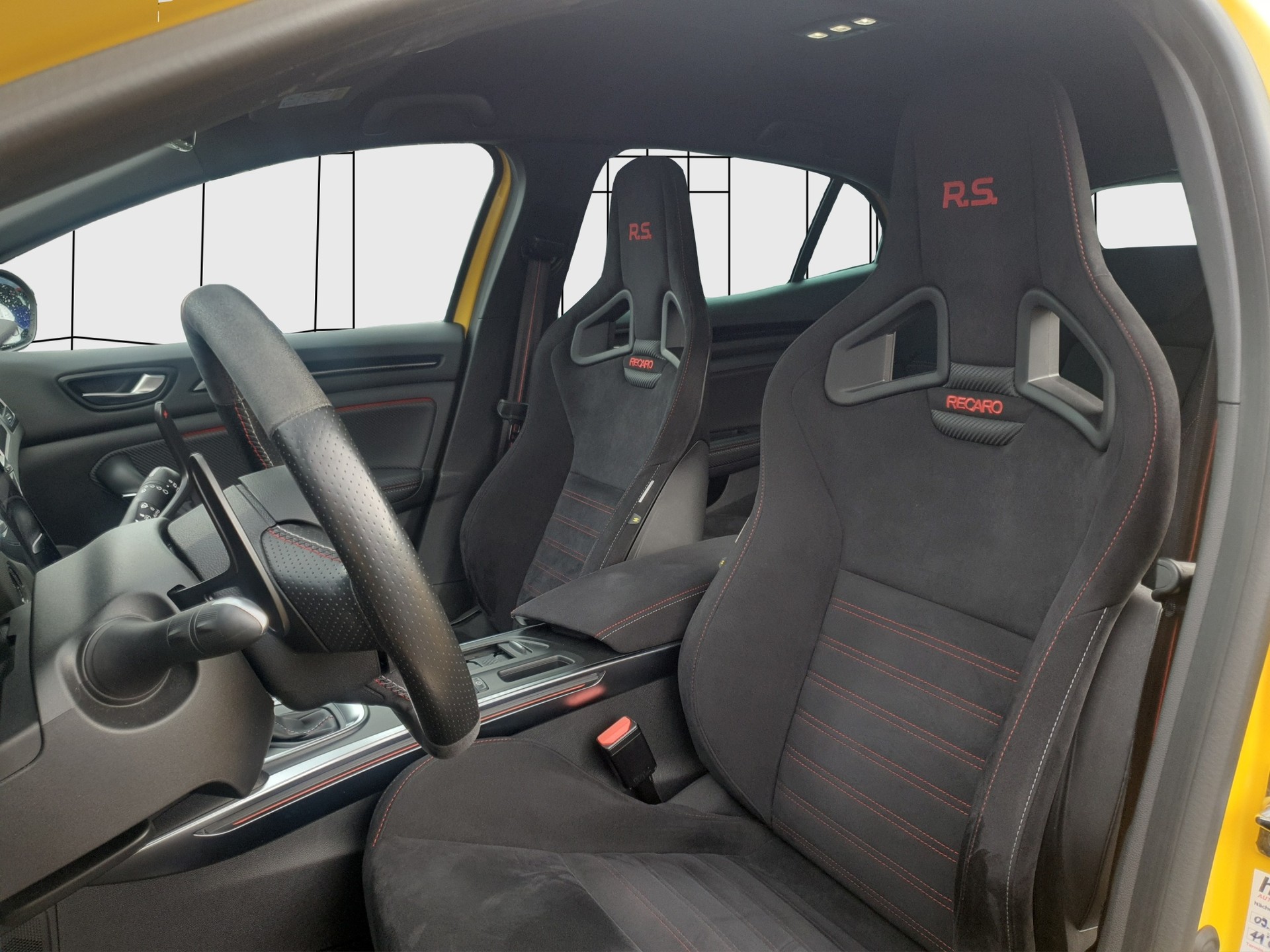 RENAULT Mégane Sport 1.8 Trophy Recaro Toit noir-image-11