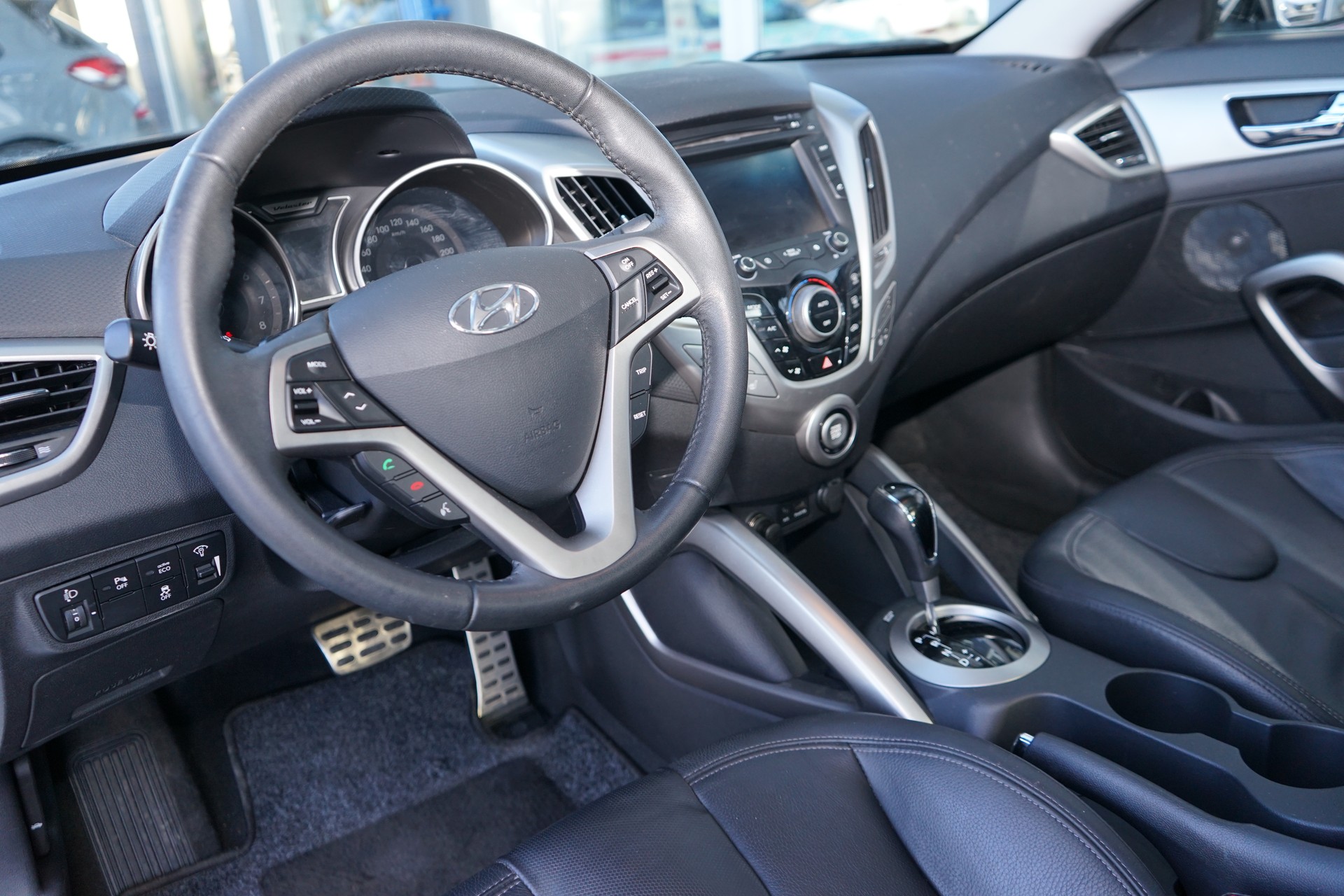 HYUNDAI Veloster 1.6 GDI-image-13