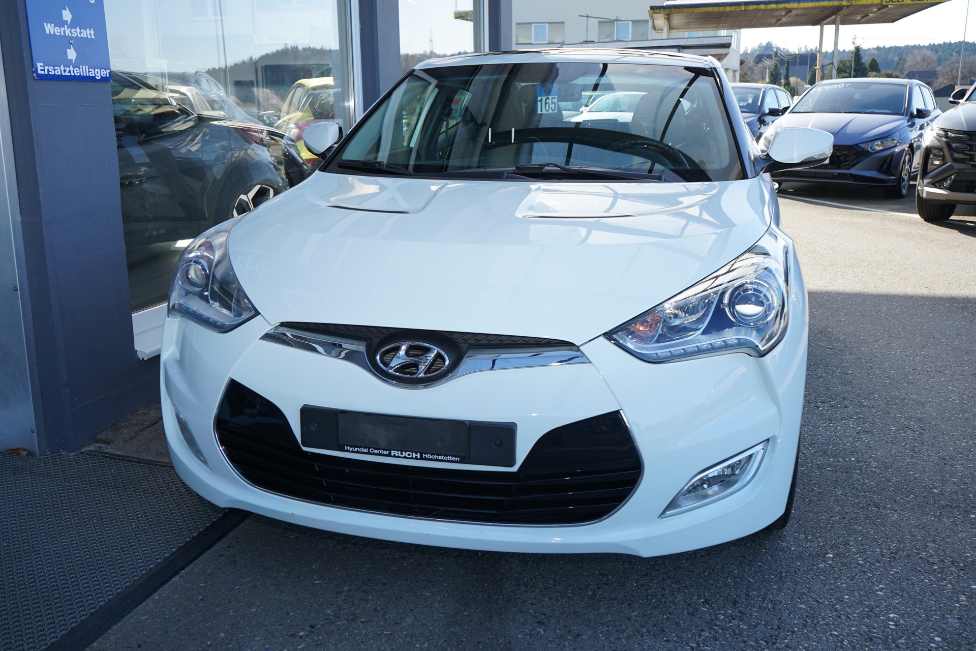 HYUNDAI Veloster 1.6 GDI-showroom-element-1