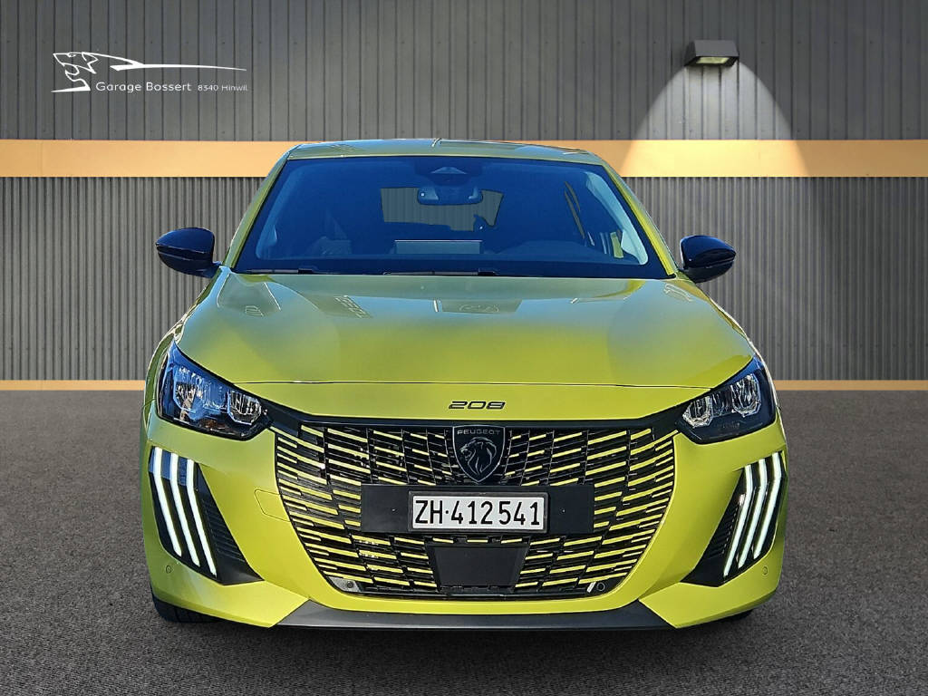 PEUGEOT 208 1.2 Hybrid Allure Premium-image-1