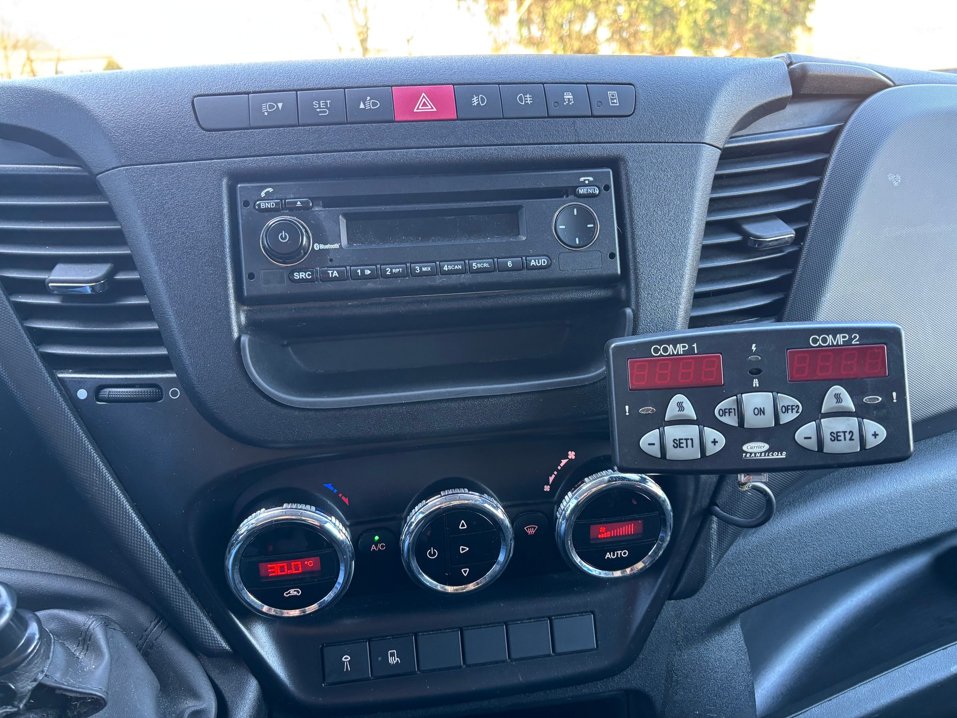 IVECO 35 S 15 D-image-15