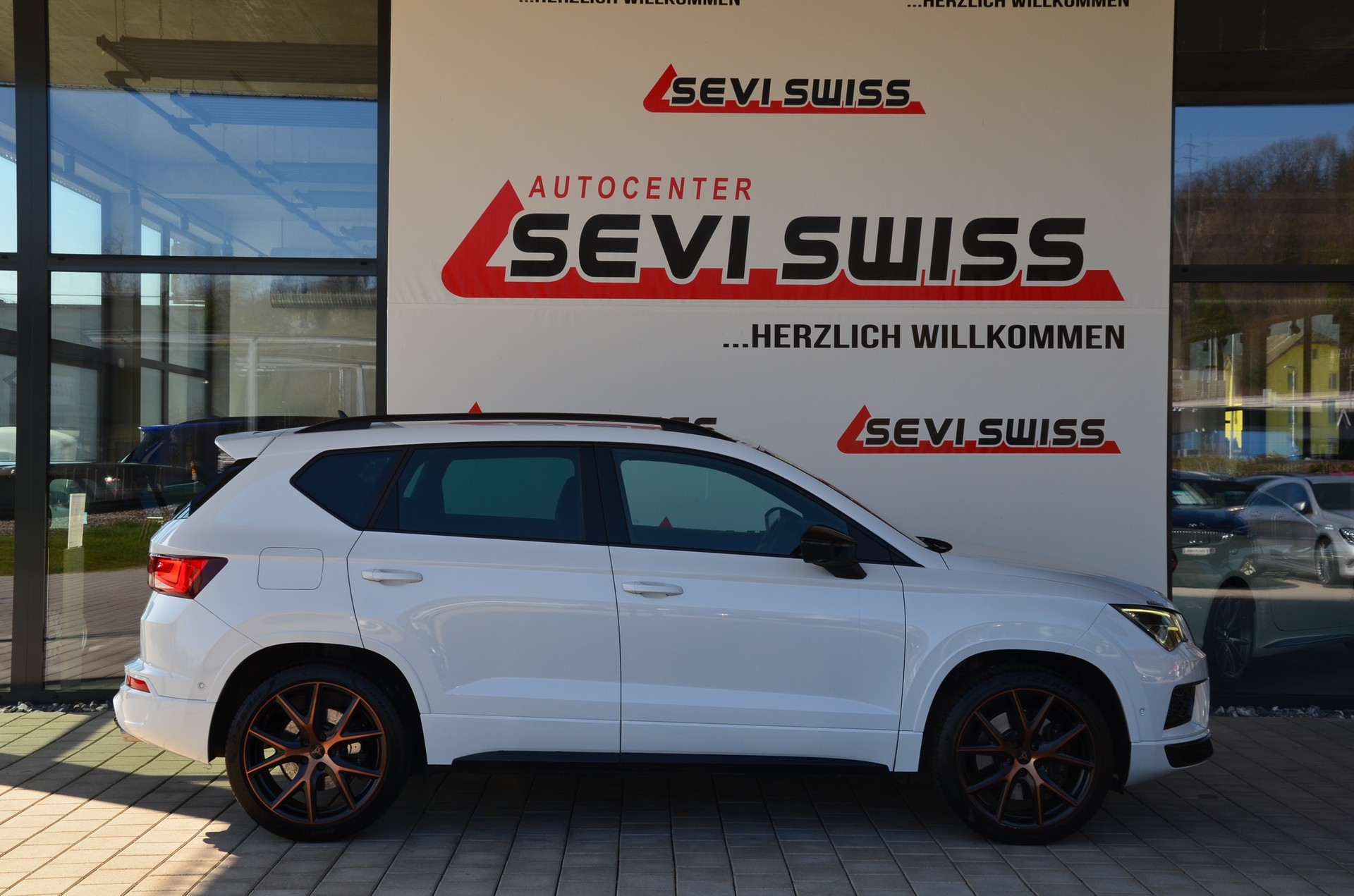 CUPRA Ateca 2.0TSI 4Drive DSG*Frisch ab MFK,1 Jahr oder 20'000km Garantie*-image-2