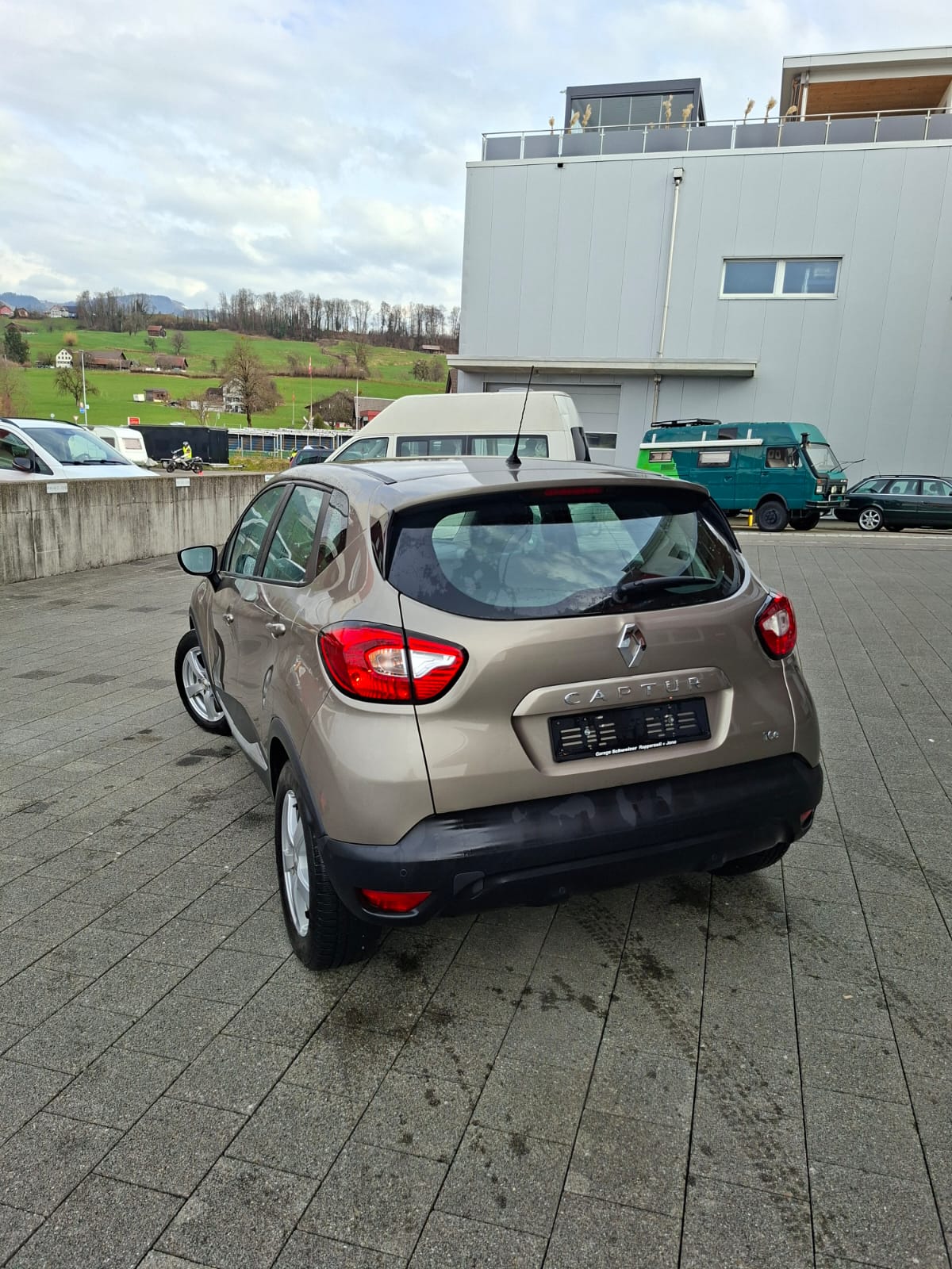 RENAULT Captur 1.2 T 16V Dynamique EDC-image-3