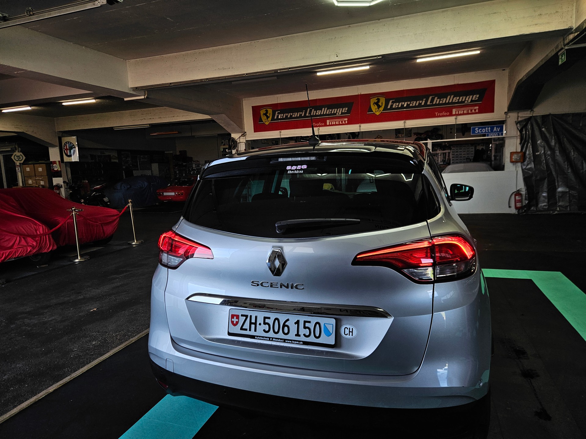 RENAULT Scénic 1.6 dCi Bose EDC-image-3