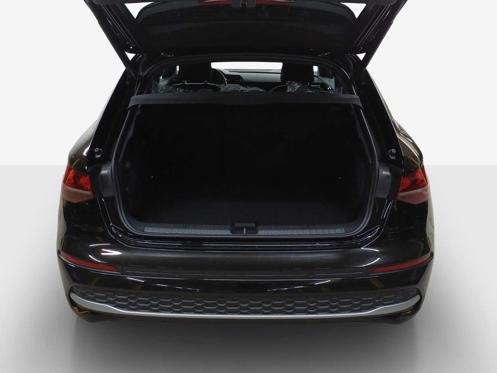 AUDI A3 Sportback TFSI 110 kW Attraction S tronic-image-12