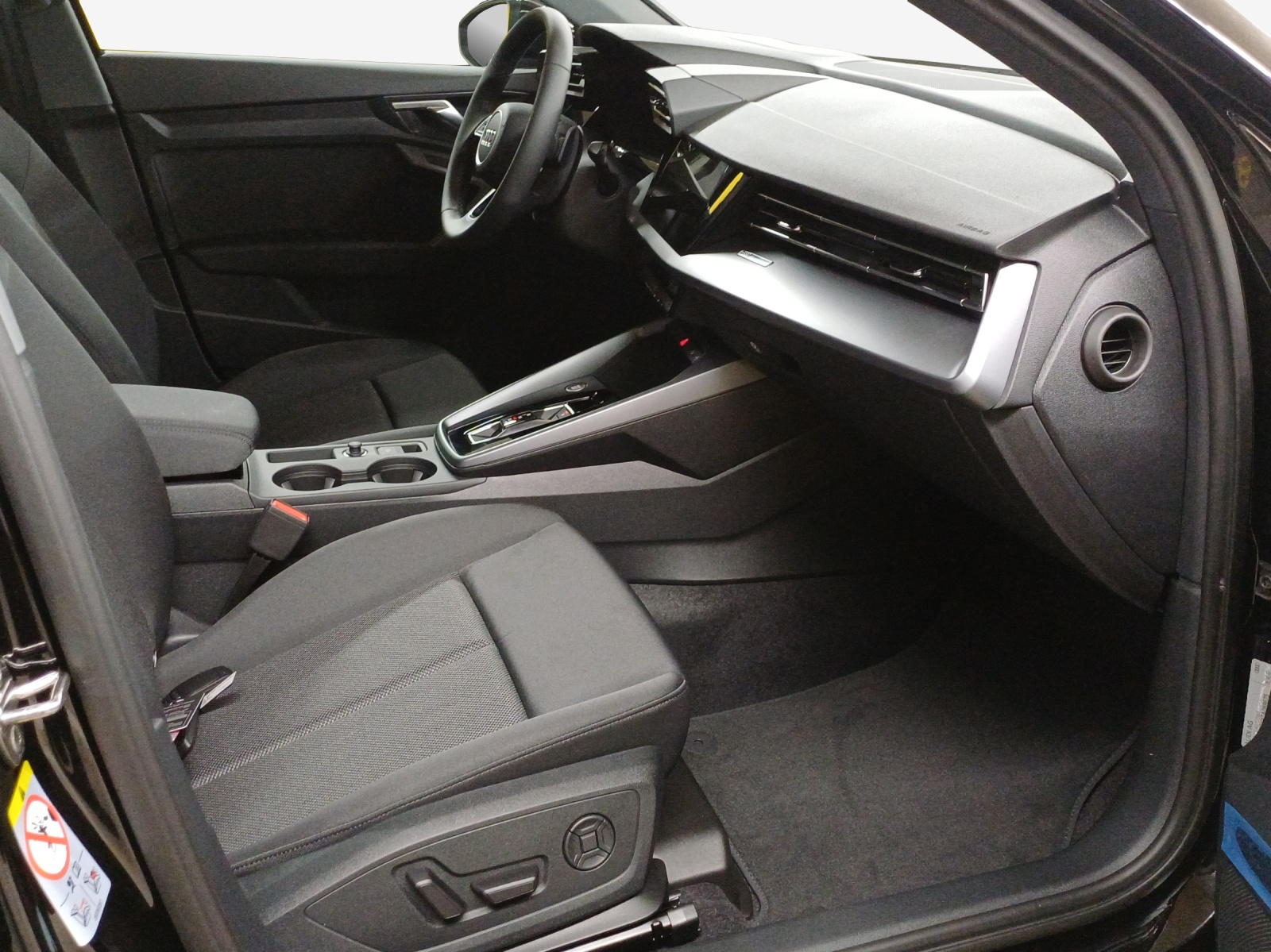 AUDI A3 Sportback TFSI 110 kW Attraction S tronic-image-13