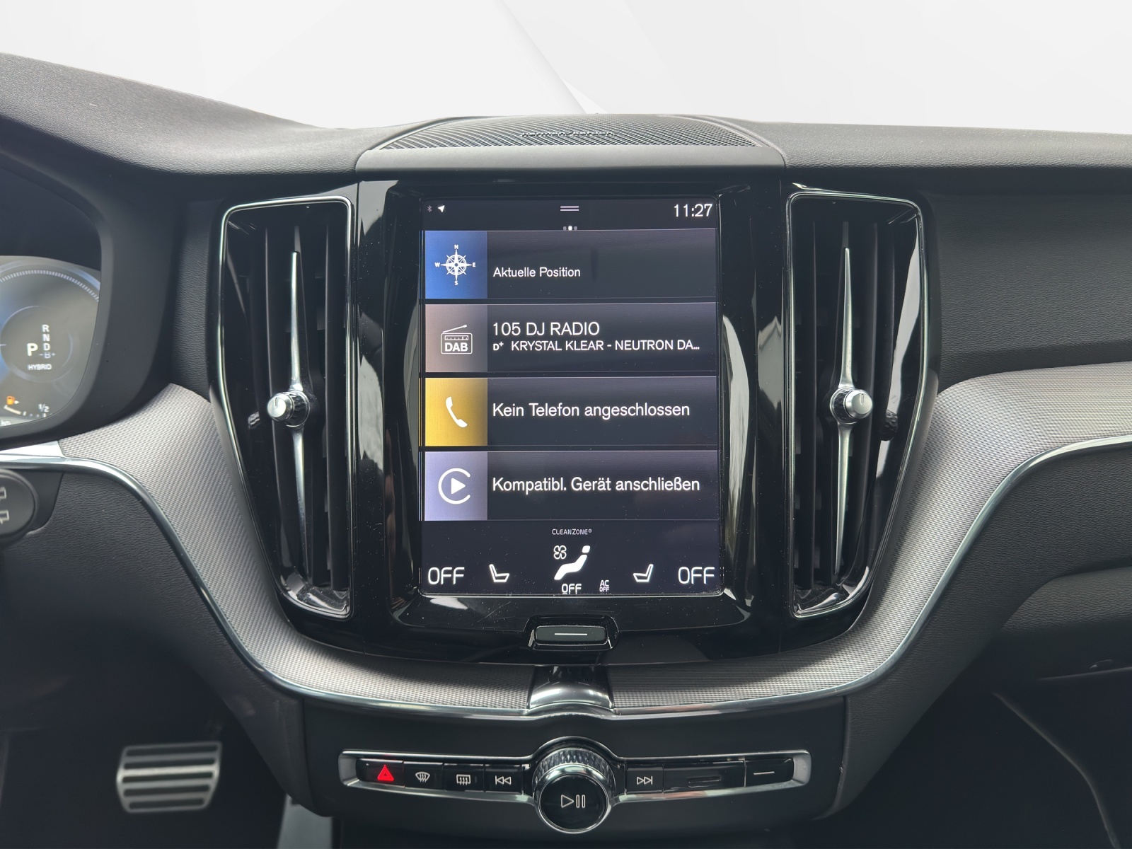 VOLVO XC60 2.0 T8 TE R-Design eAWD-image-10
