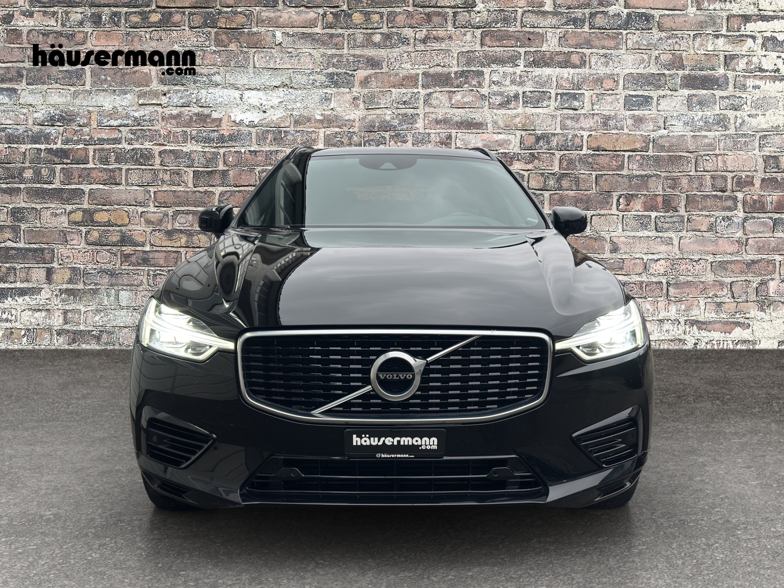 VOLVO XC60 2.0 T8 TE R-Design eAWD-image-1