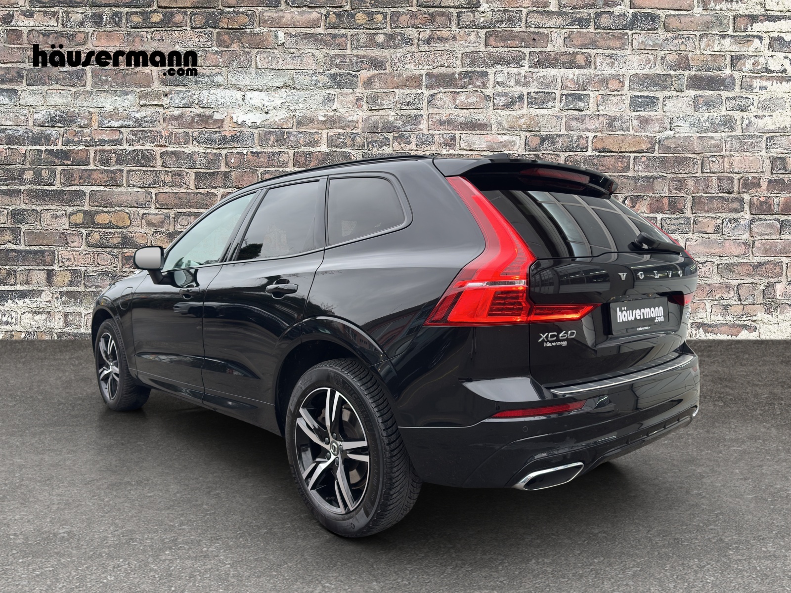 VOLVO XC60 2.0 T8 TE R-Design eAWD-image-3