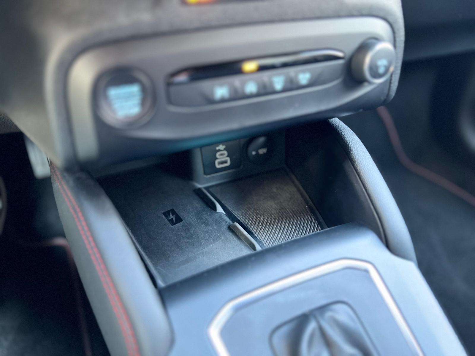 FORD Focus 1.0i EcoB Hybrid 155 ST-Line X-image-17